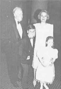 he Davies Family attending the Soap Opera Update Awards on May 20, 1989