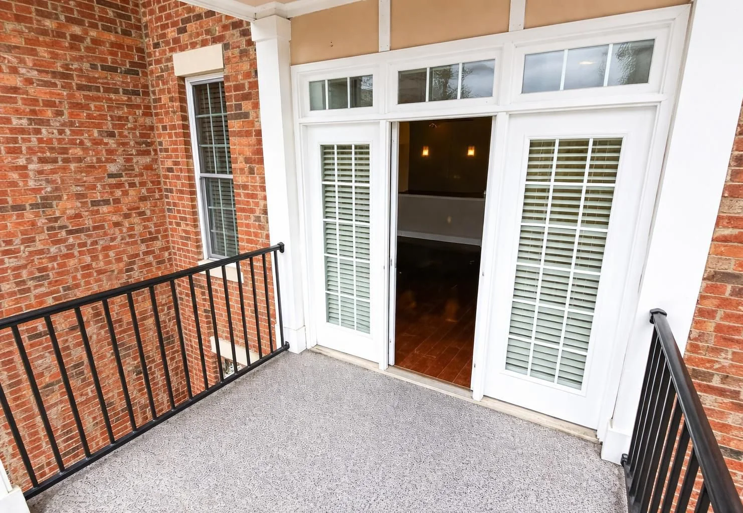 patio 2.jpg