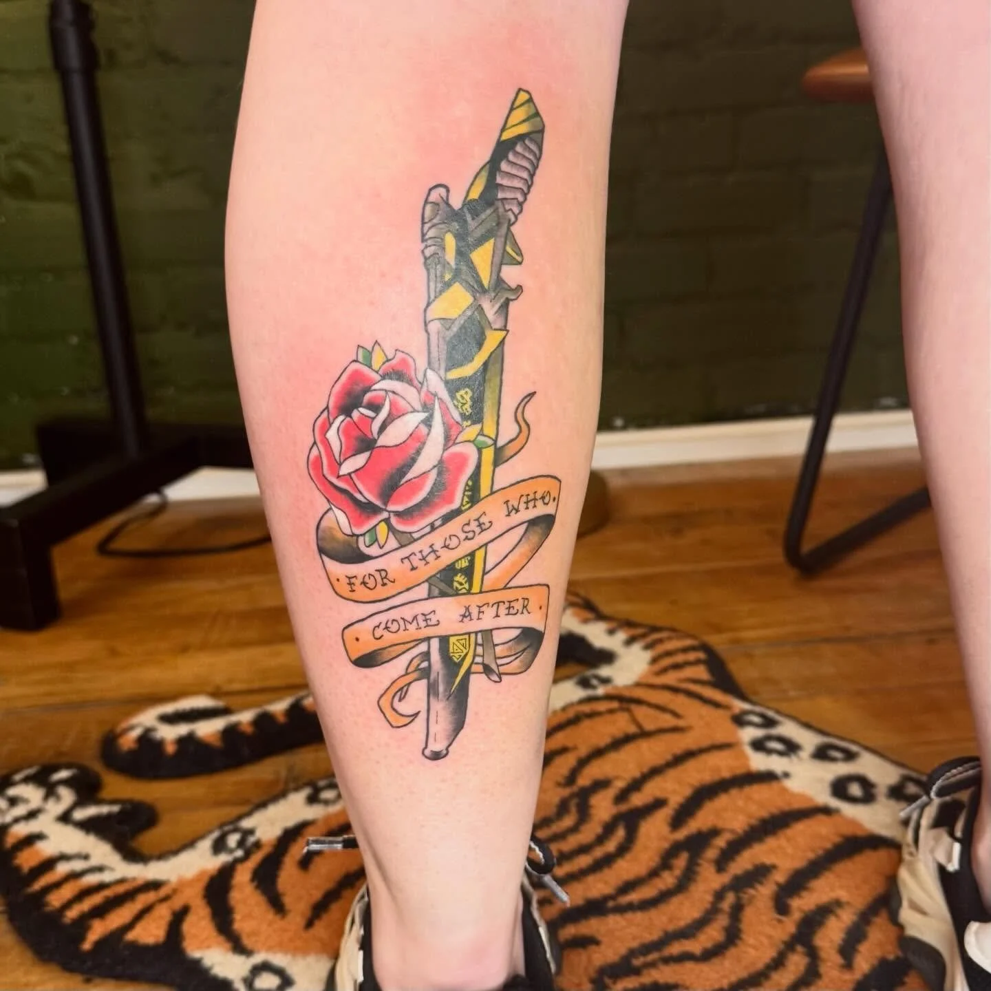 Anyone feel like going on an expedition? Maybe 33 of them? Cool video game tat today! Fun game for anyone who hasn&rsquo;t played it yet!
#claireobscure #videogametattoo #expedition33 
#mntattooartist #minneapolistattooartist