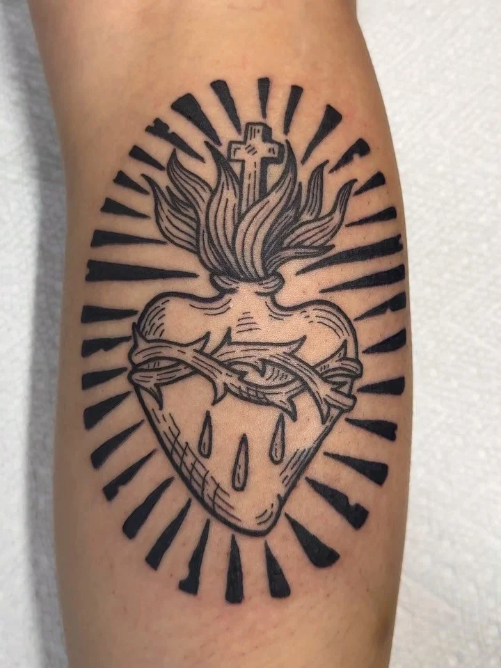 Woodcut sacred heart 🖤