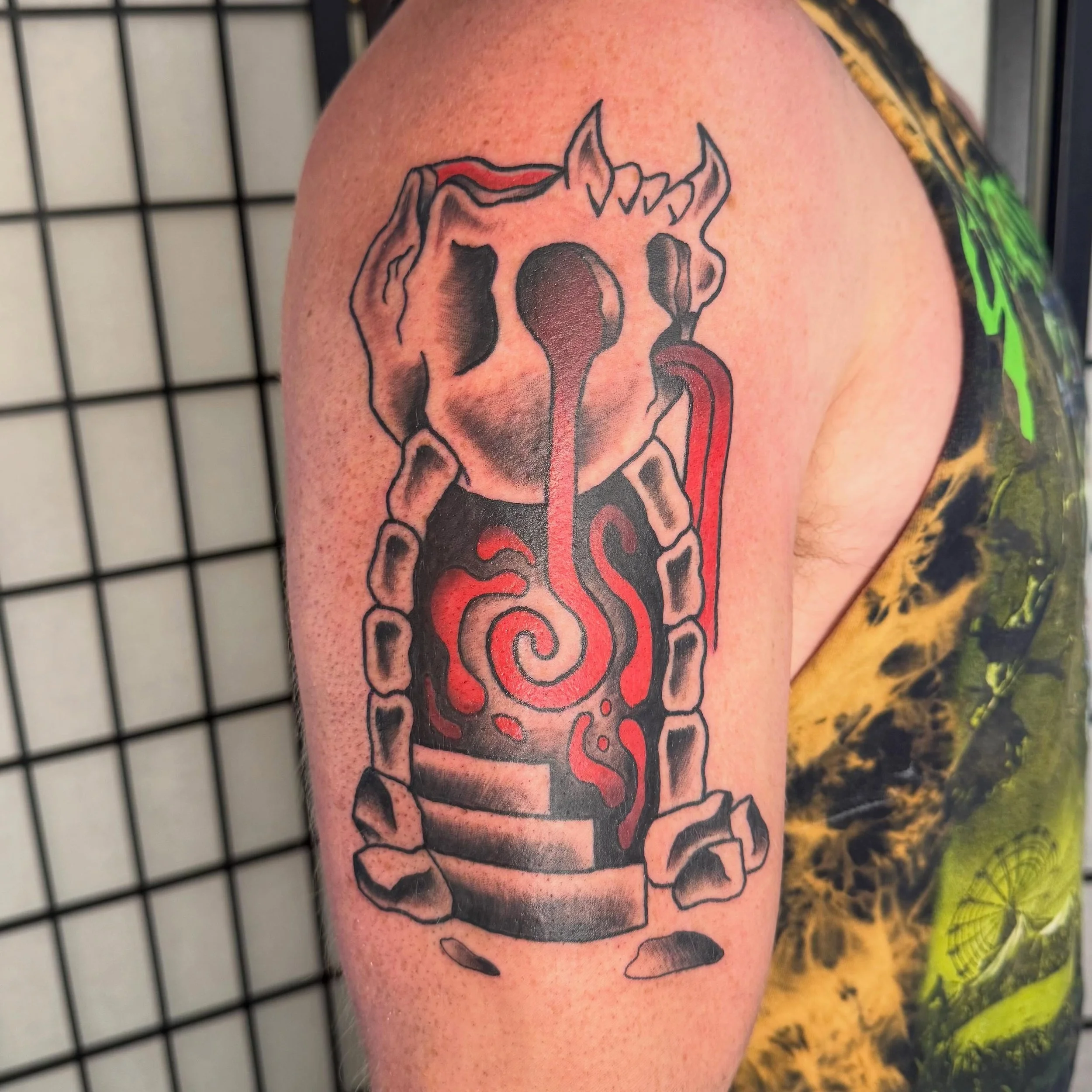 Portal tat from my flash! Thanks for coming in Dayne!
#flashtatoo #portaltattoo #mntattooartist #minneapolistattooartist