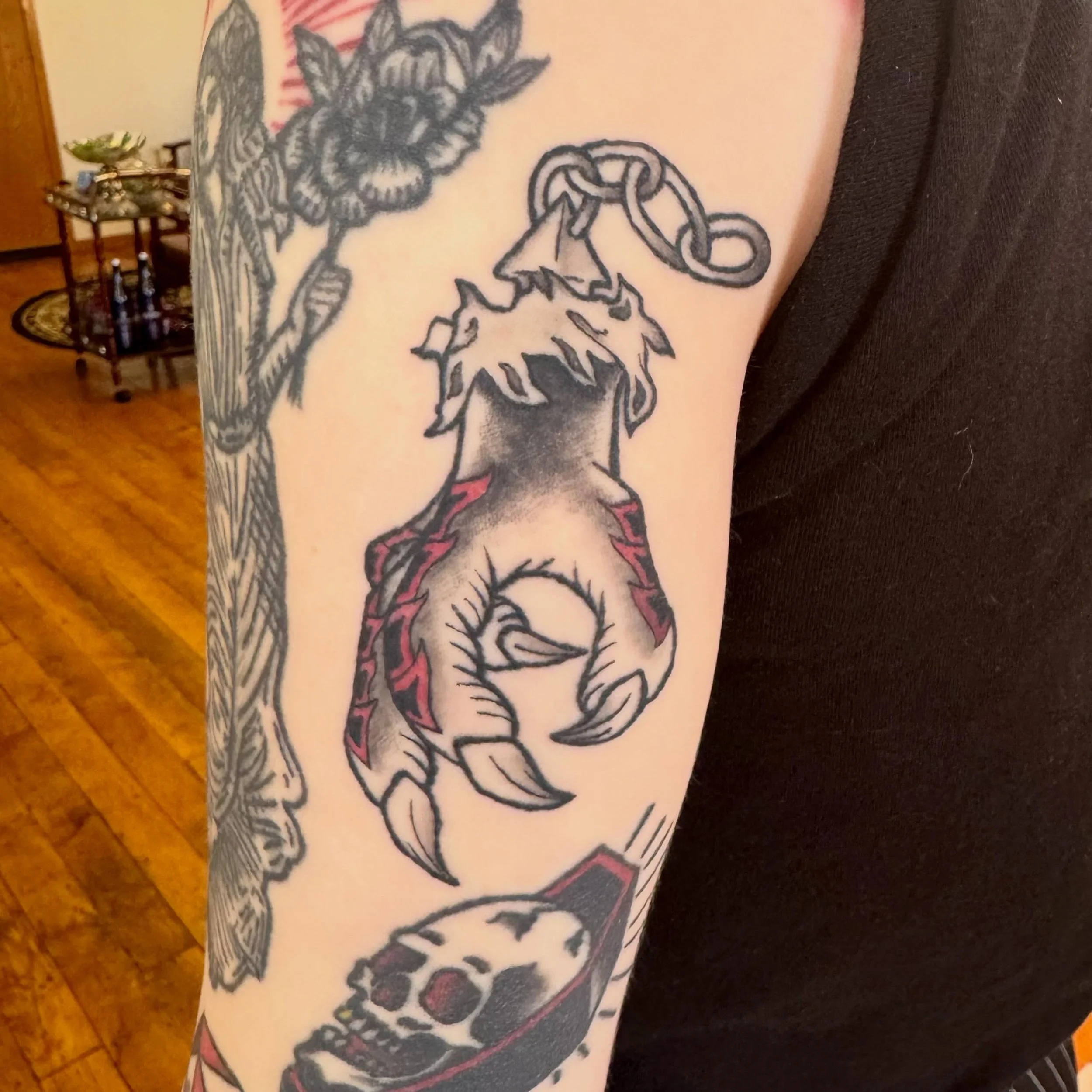 Healed Lucky Dragons Claw! Tat is 5 months old!
#healedtattoo #dragontattoos #dragonclaw #mntattooartist #minneapolistattooartist