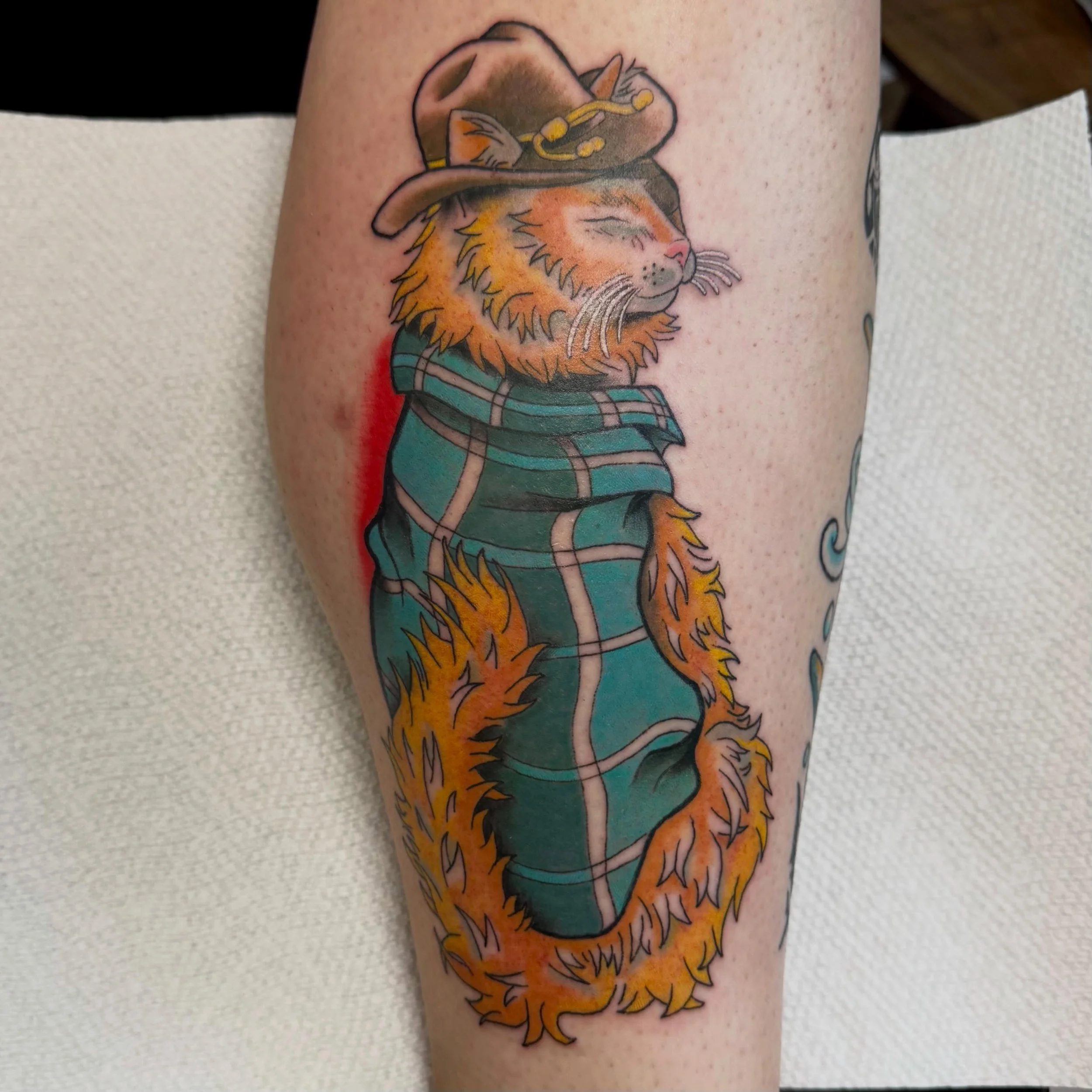This is Carl. Everyone say hi Carl! 
#cowboytattoo #cattattoos #colortattoo #mntattooartist #minneapolistattooartist