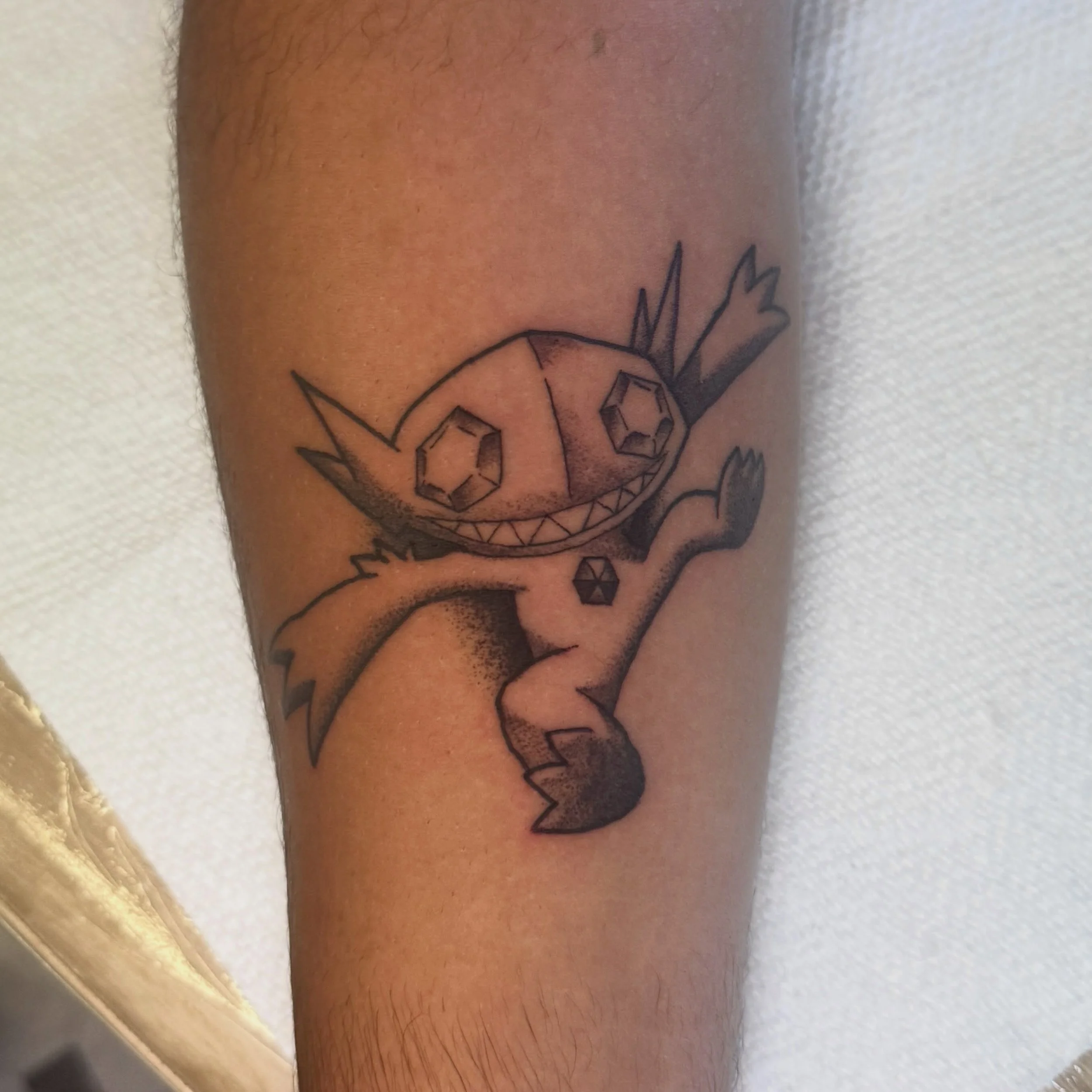 Sableye! Scratch another Pokemon off the list!
#pokemontattoo #sableeye #pokemon #mntattooartist #minneapolistattooartist