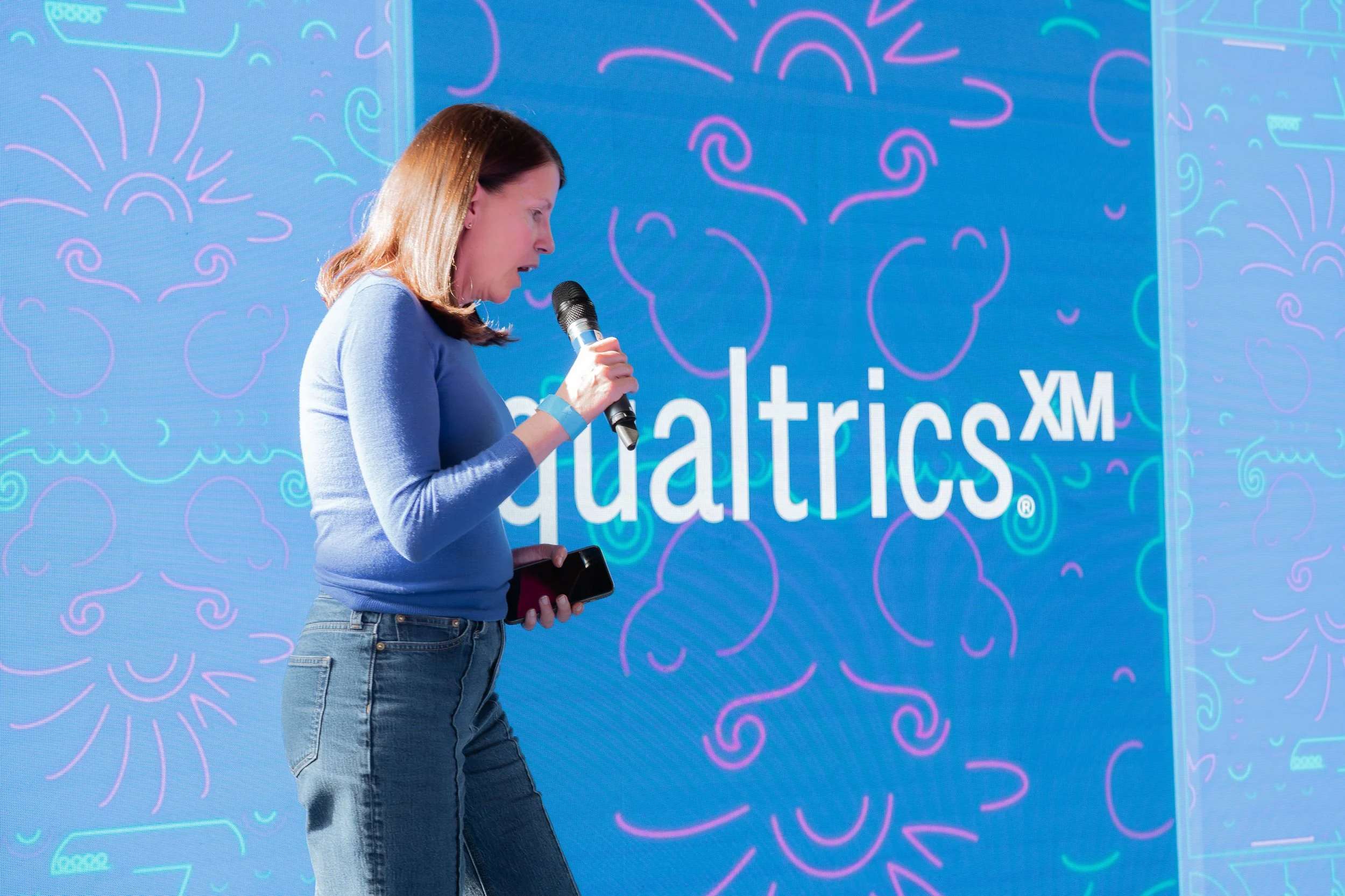 QUALTRICS-325.jpg