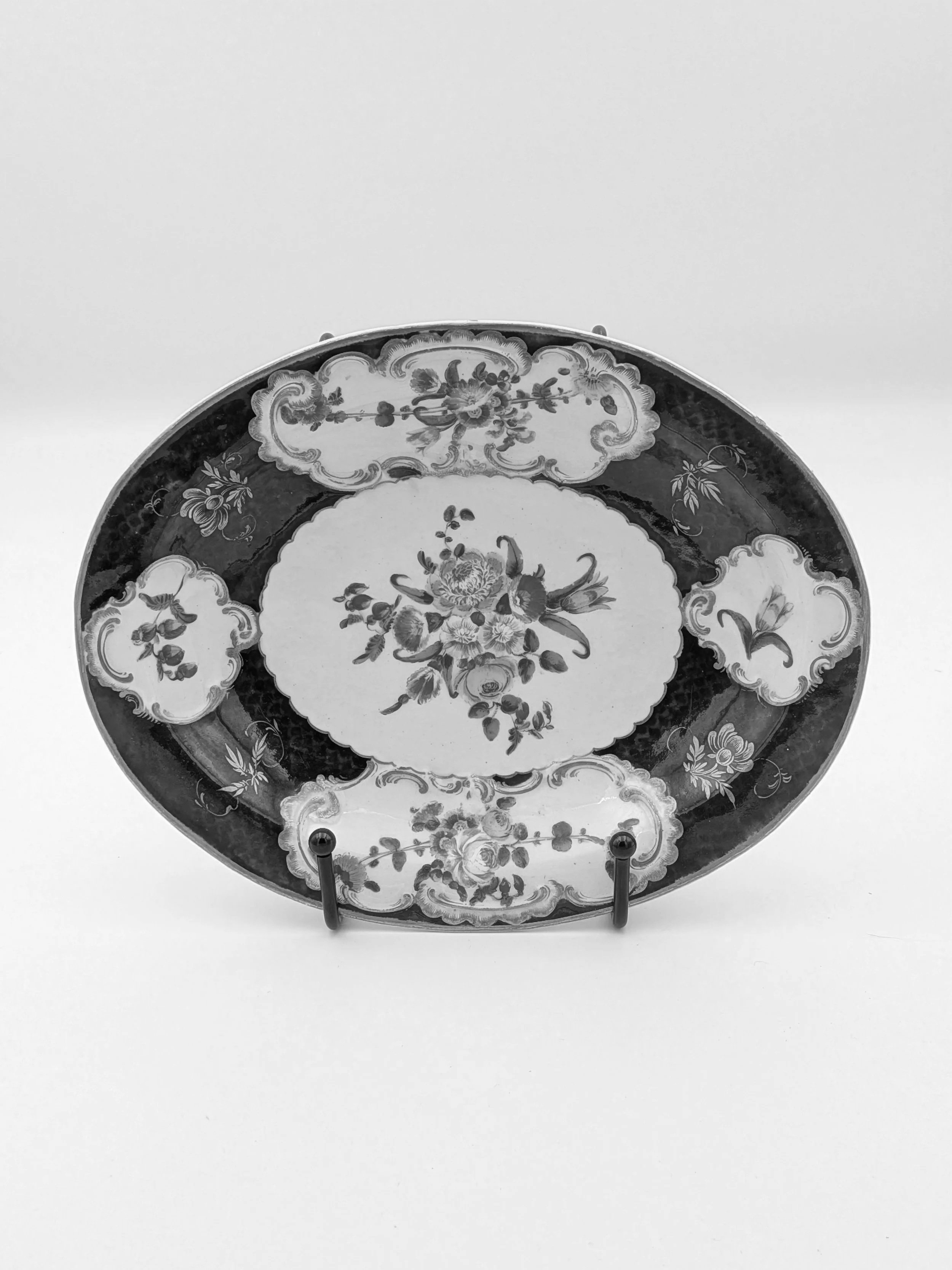 SOLD - First Period Worcester Blue Scale Stand / Oval Dish (c. 1770)