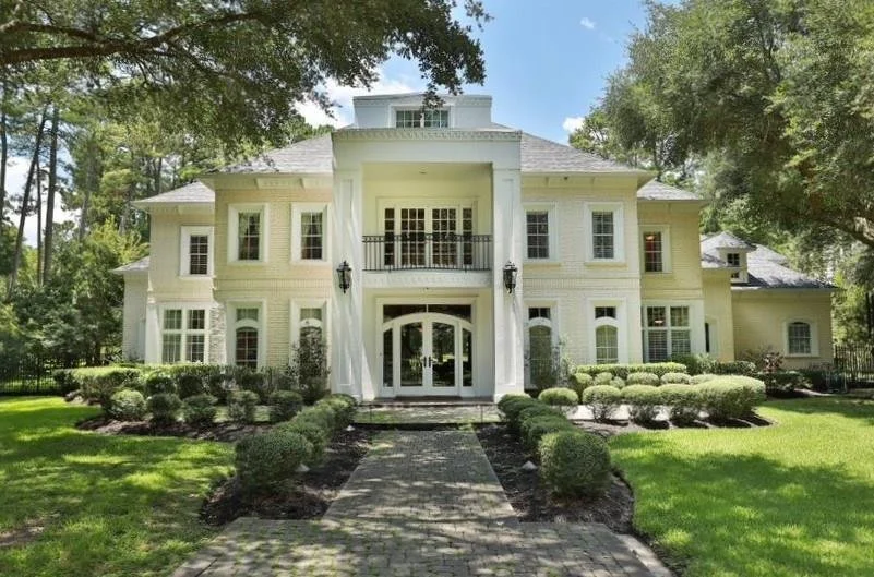 23111 Holly Hollow
Listed For: $1,315,000