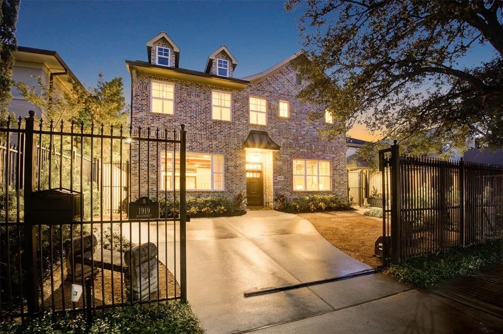 1919 Bissonnet St
Listed For: $1,895,000