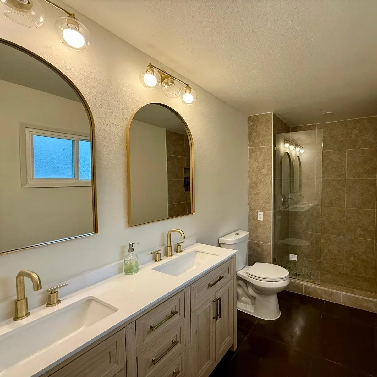Reimagine your bathroom with our expert remodeling services. Whether you're after a modern upgrade, smarter storage, or a full transformation, we customize every detail to reflect your style and needs. From elegant vanities to custom cabinetry and fi