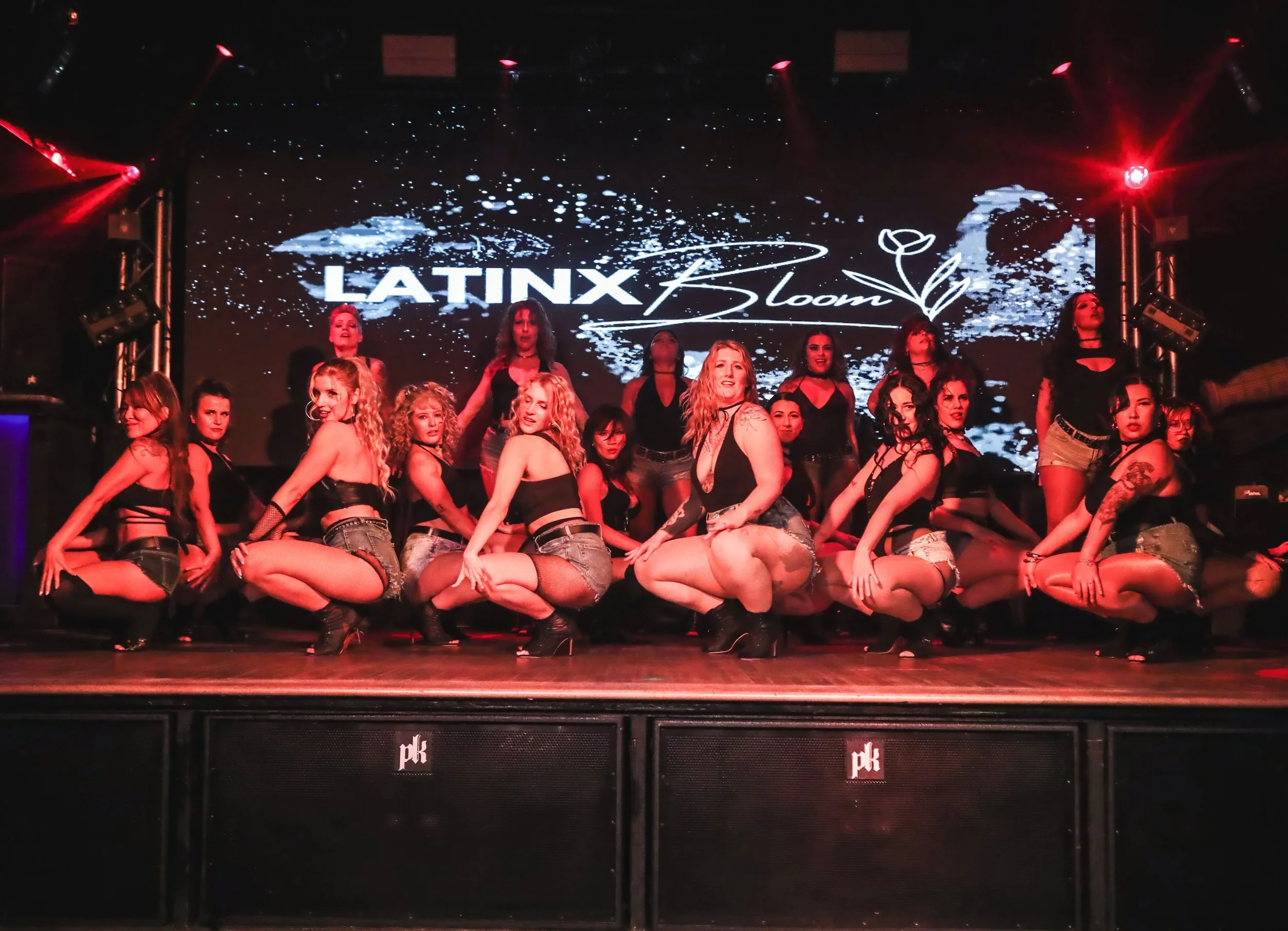 Serving looks. Serving attitude. Serving MAMI. ❤️&zwj;🔥

Can we take a moment for these MAMIs?! 😮&zwj;💨🔥

Huge thank you to @fulltimedreamers for capturing all the confidence, power, and energy these dancers brought to the stage.

MAMIs understoo