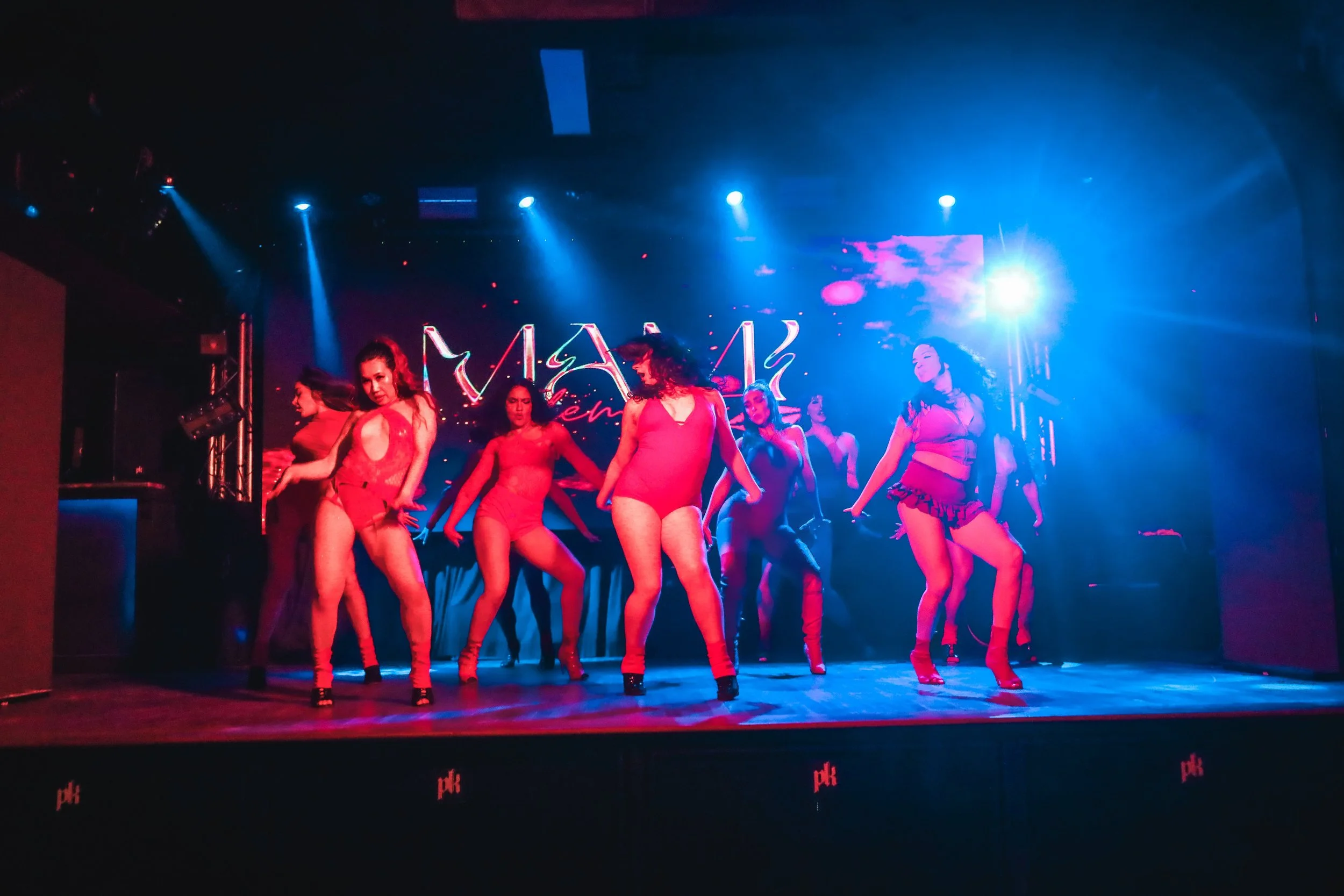 redroomdanceAH4I8225.jpg