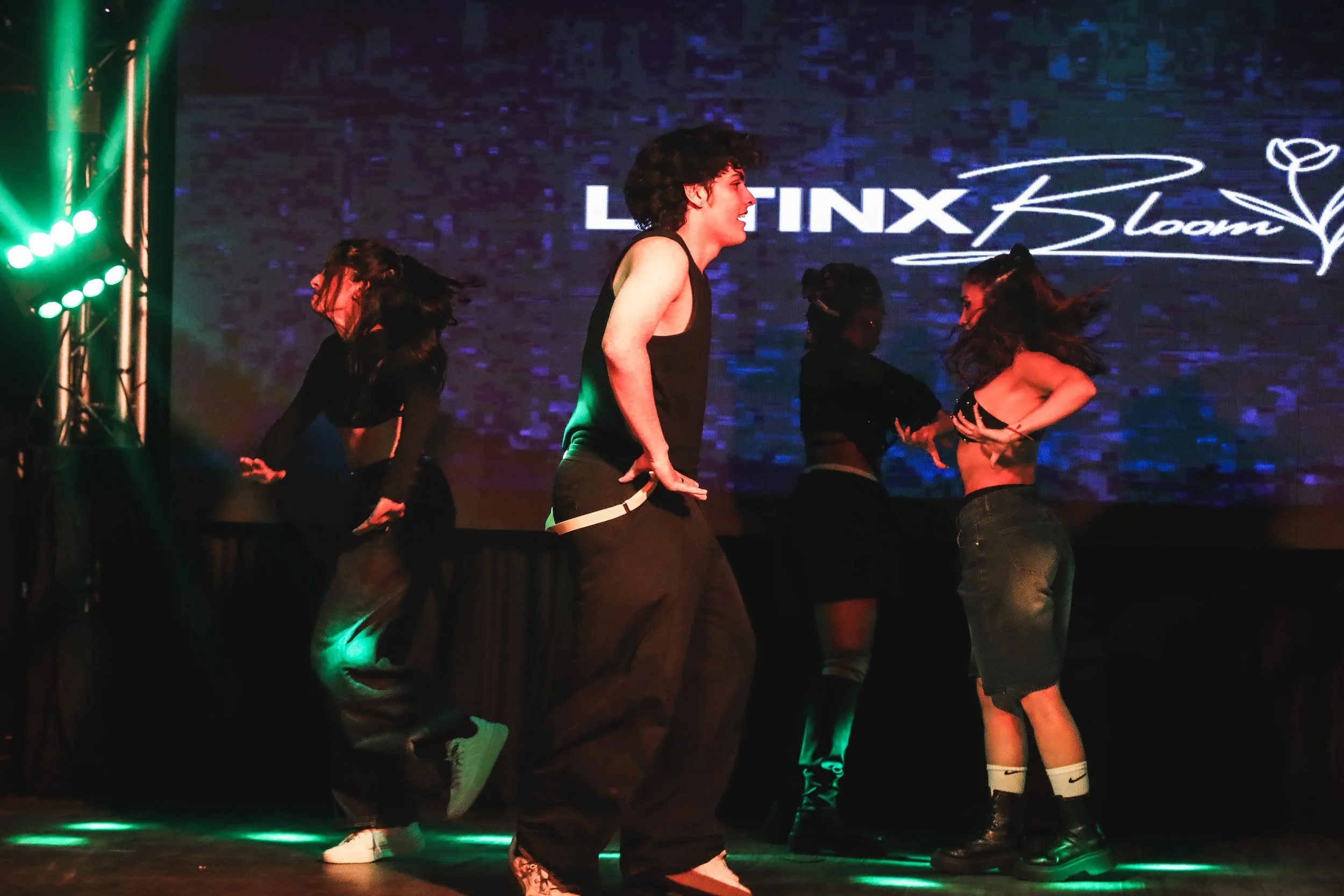 redroomdanceAH4I9831.jpg
