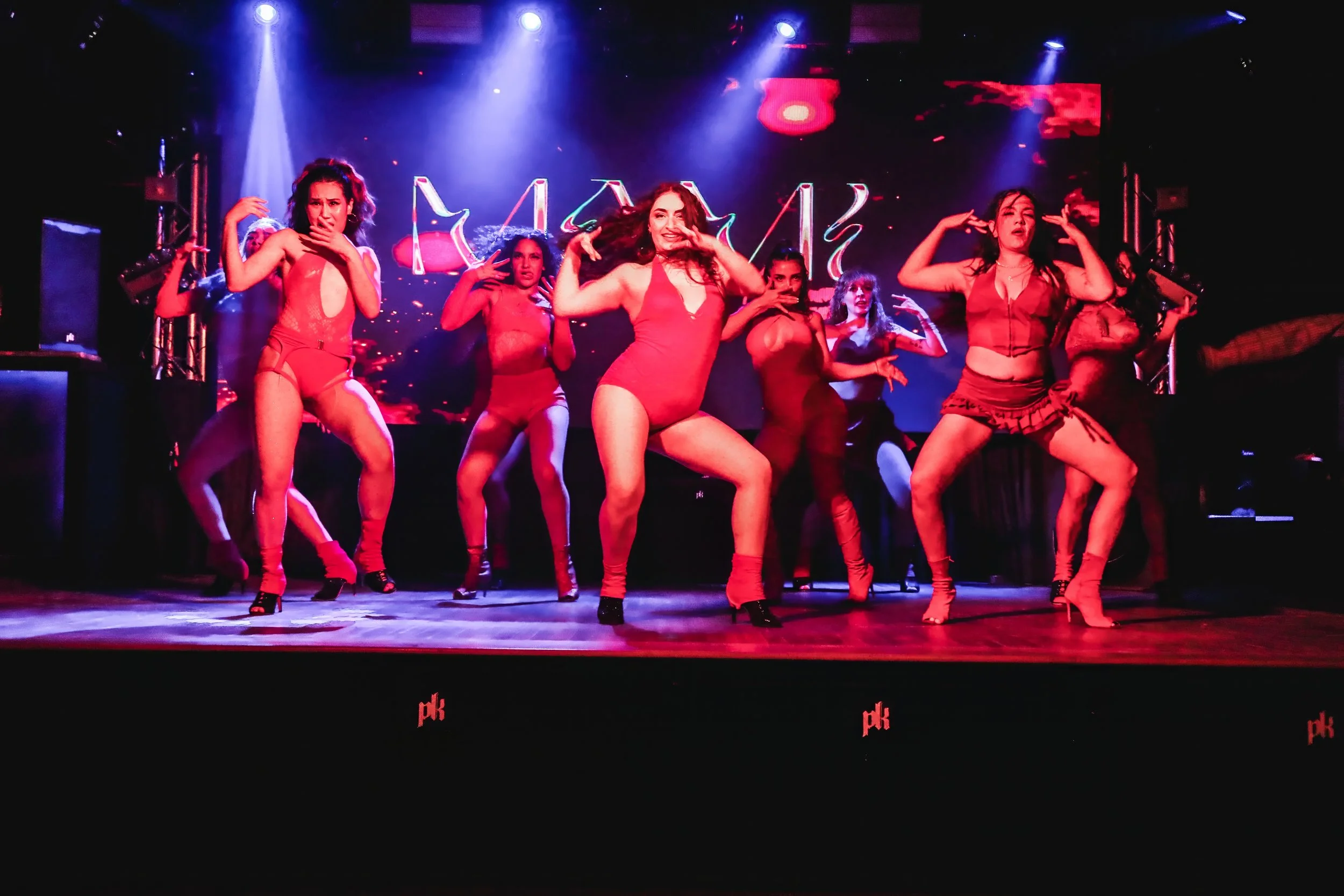 redroomdanceAH4I8216.jpg
