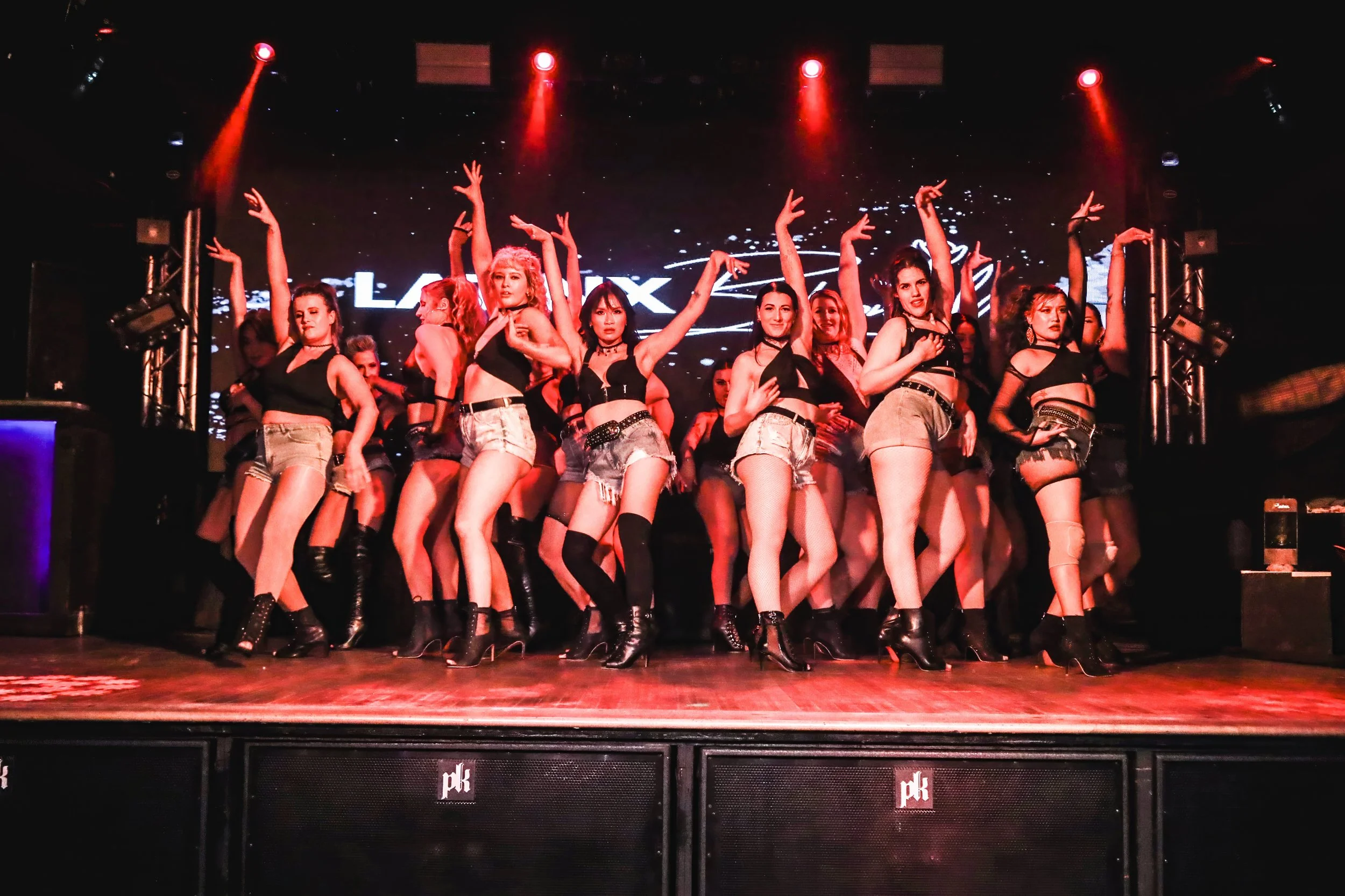 redroomdanceAH4I8341.jpg