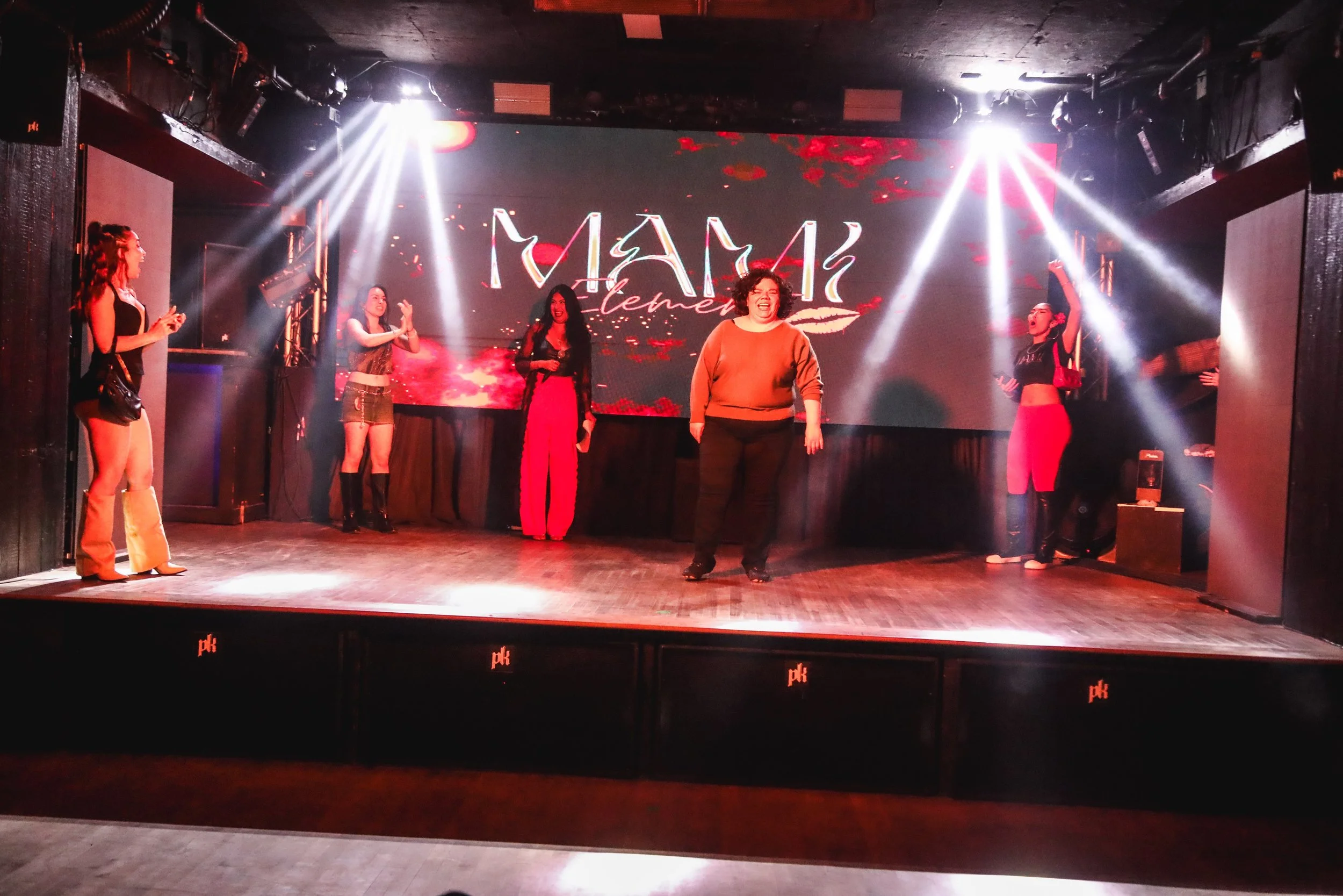 redroomdanceAH4I0153.jpg