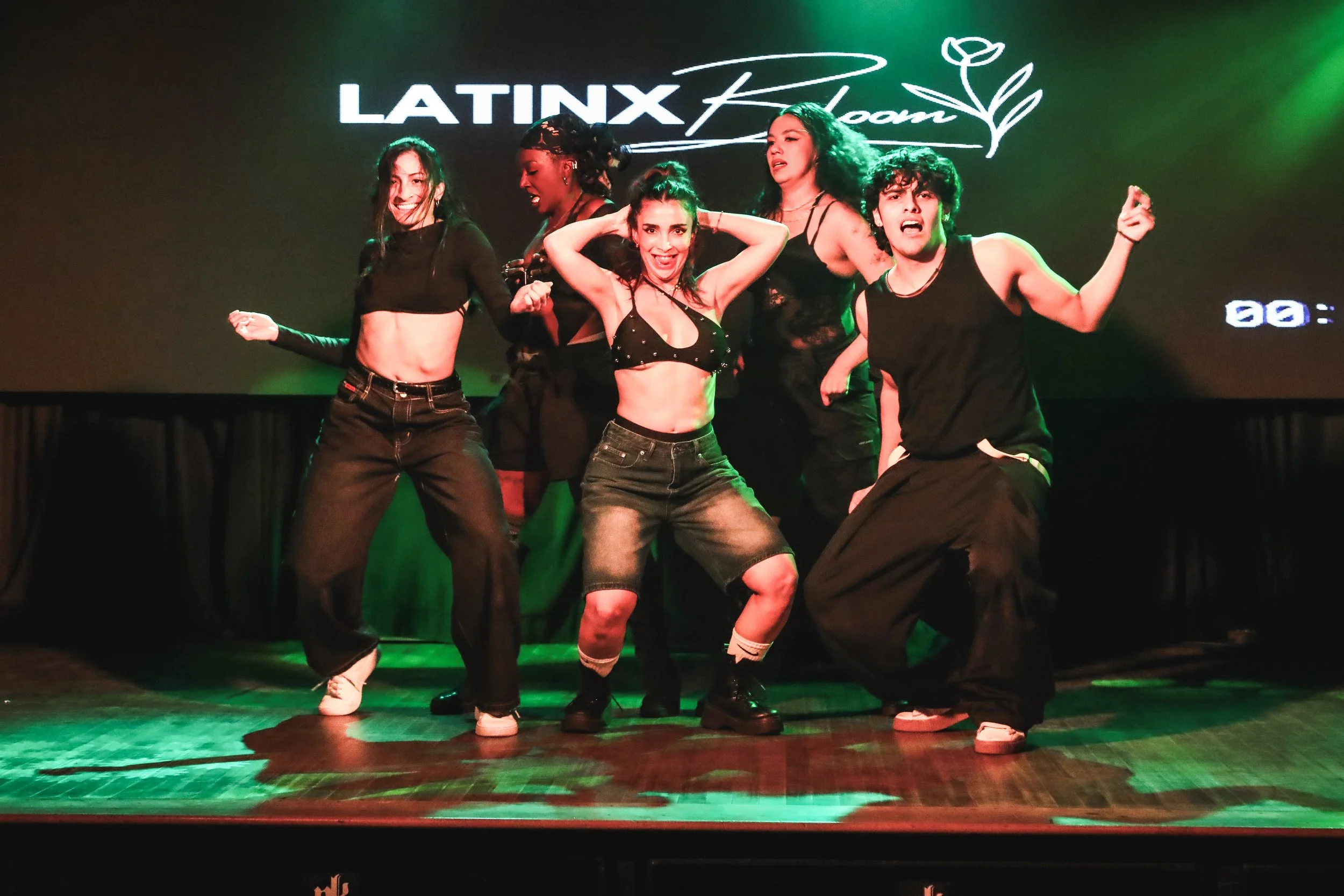 redroomdanceAH4I9875.jpg