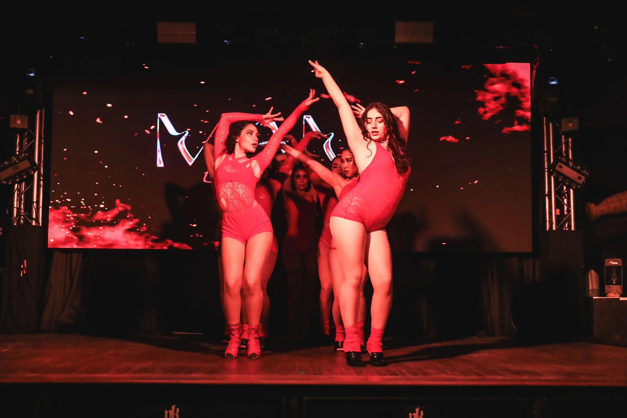 redroomdanceAH4I8018.jpg