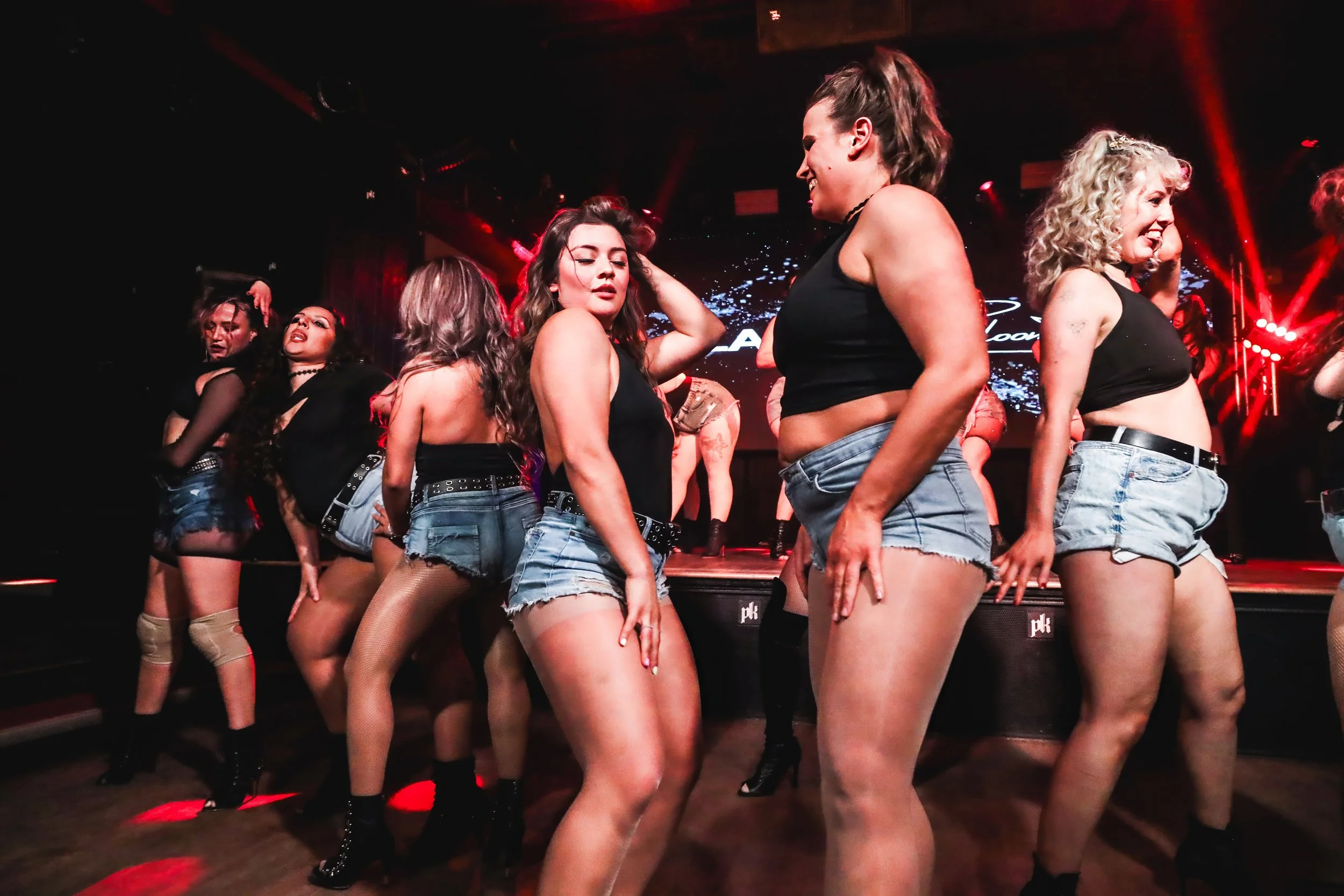 redroomdanceAH4I8537.jpg