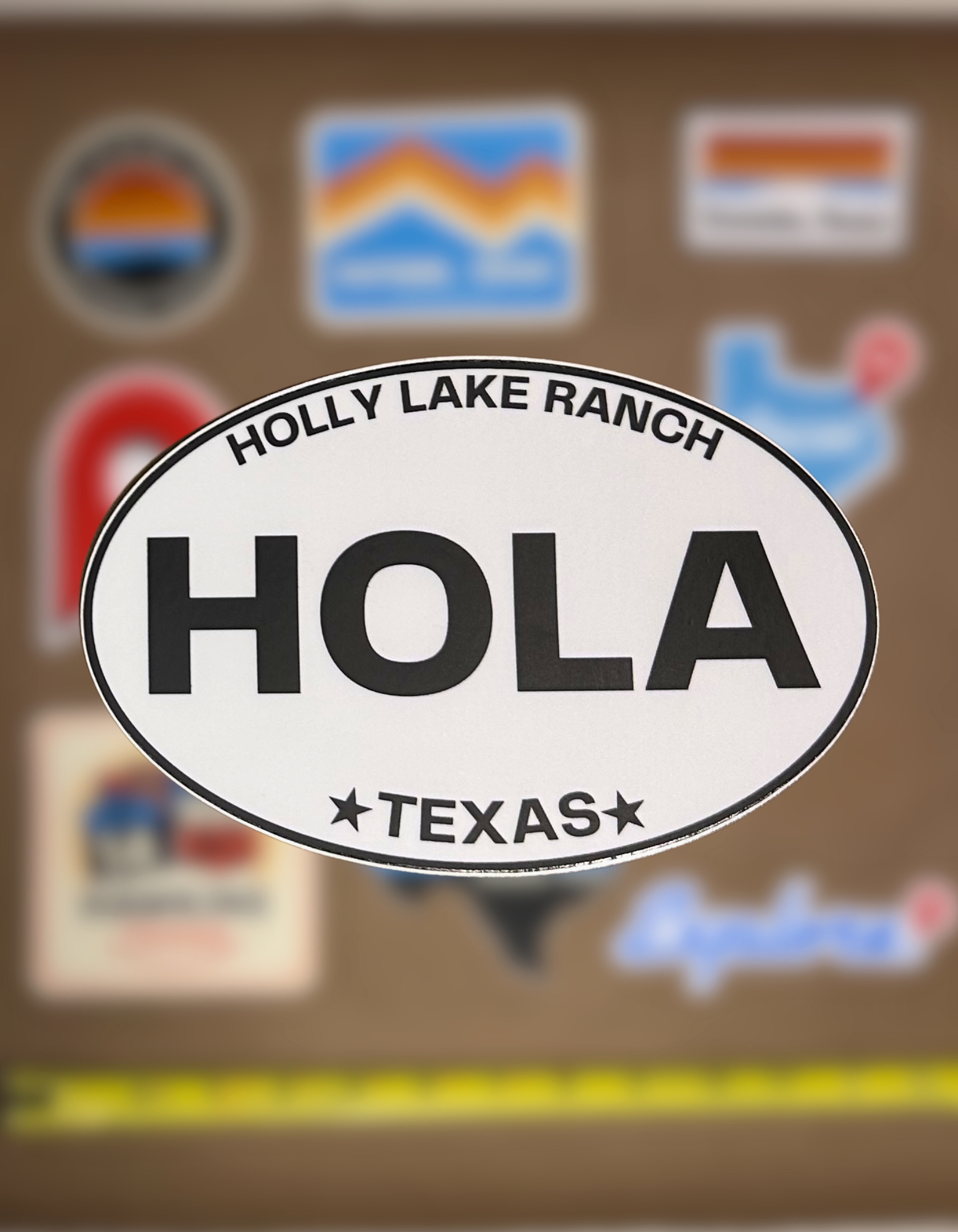 HOLA.png
