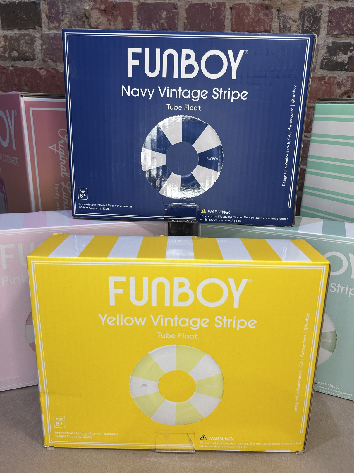 tube float other colors.png