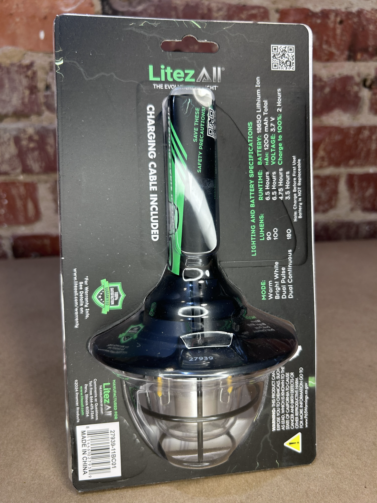 clip on pine cone light back.png