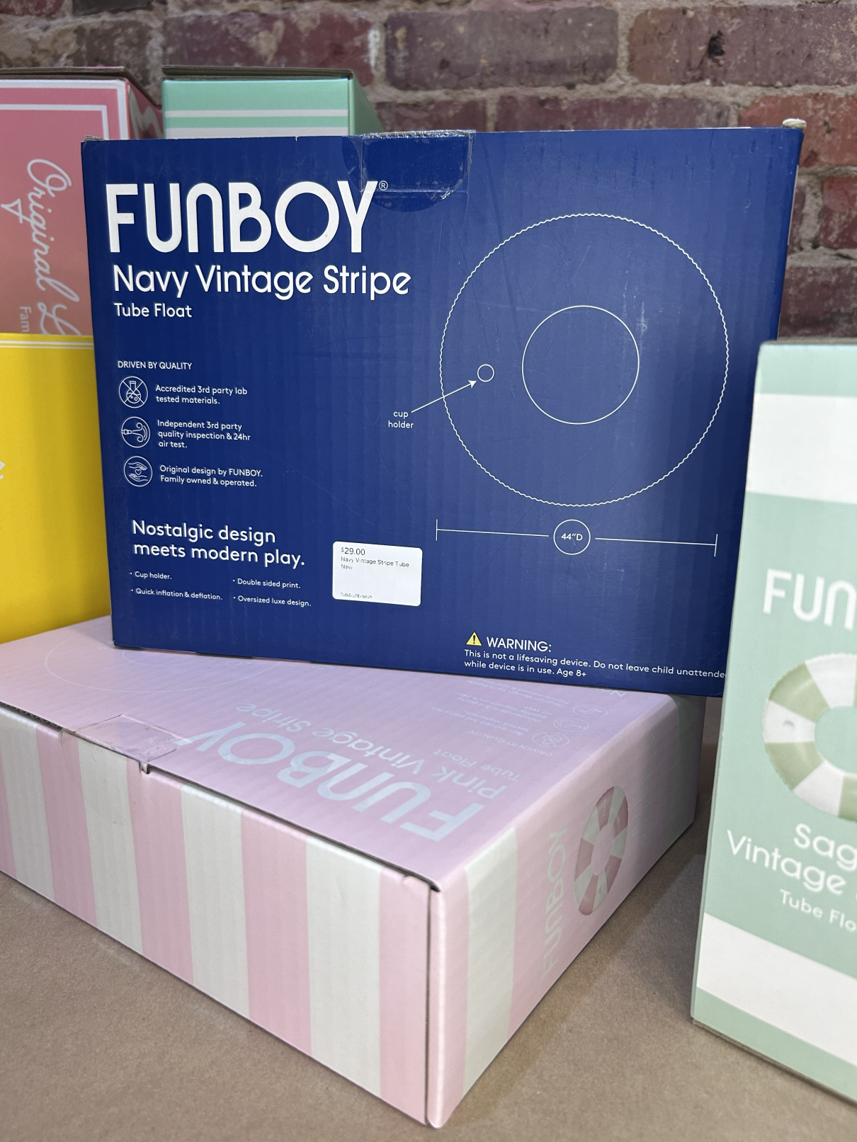 tube float detail.png