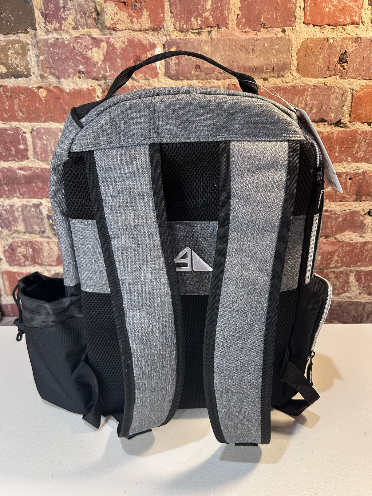 axiom shuttle back.png