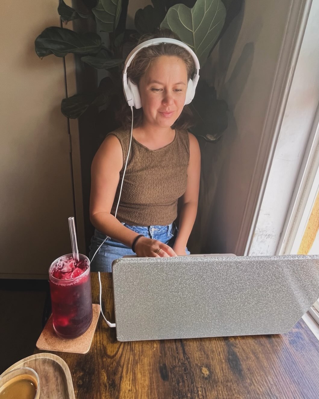 tuesday edits + iced tea 🌺