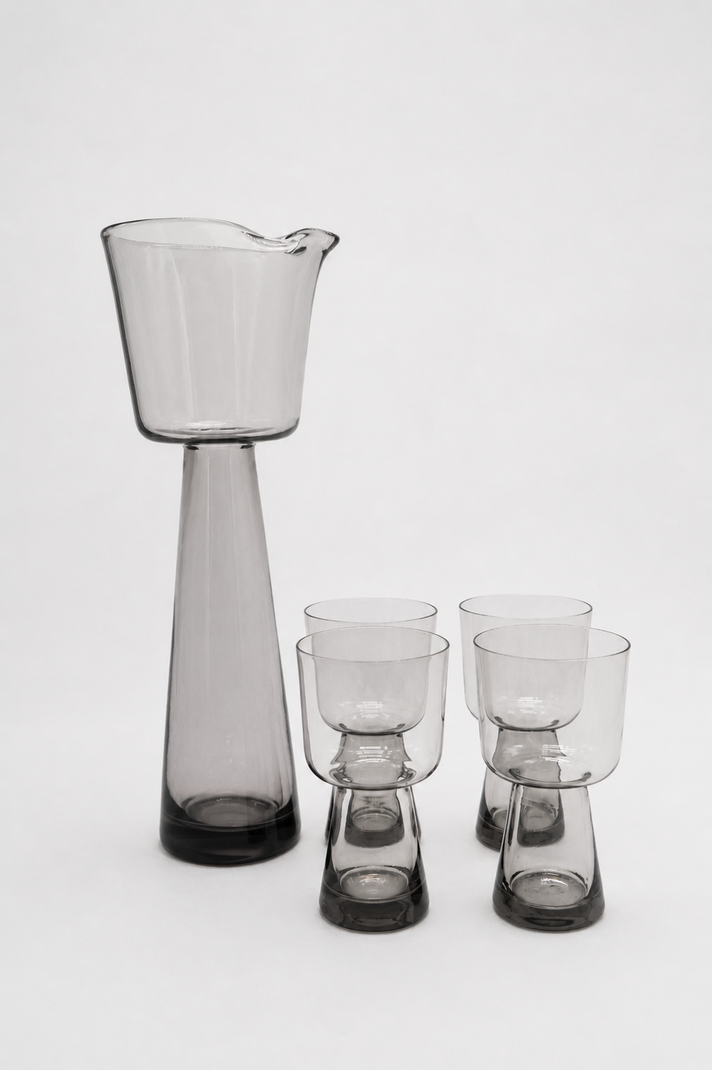 Minimalist Smoked Glass Beverage Set