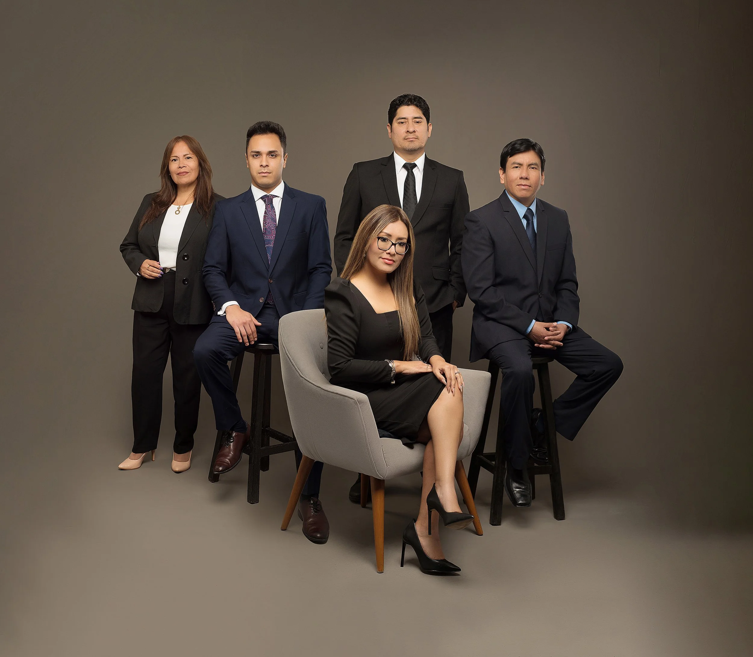 Fotografía corporativa para socios, directivos y duplas profesionales en estudio- Roxana Casas