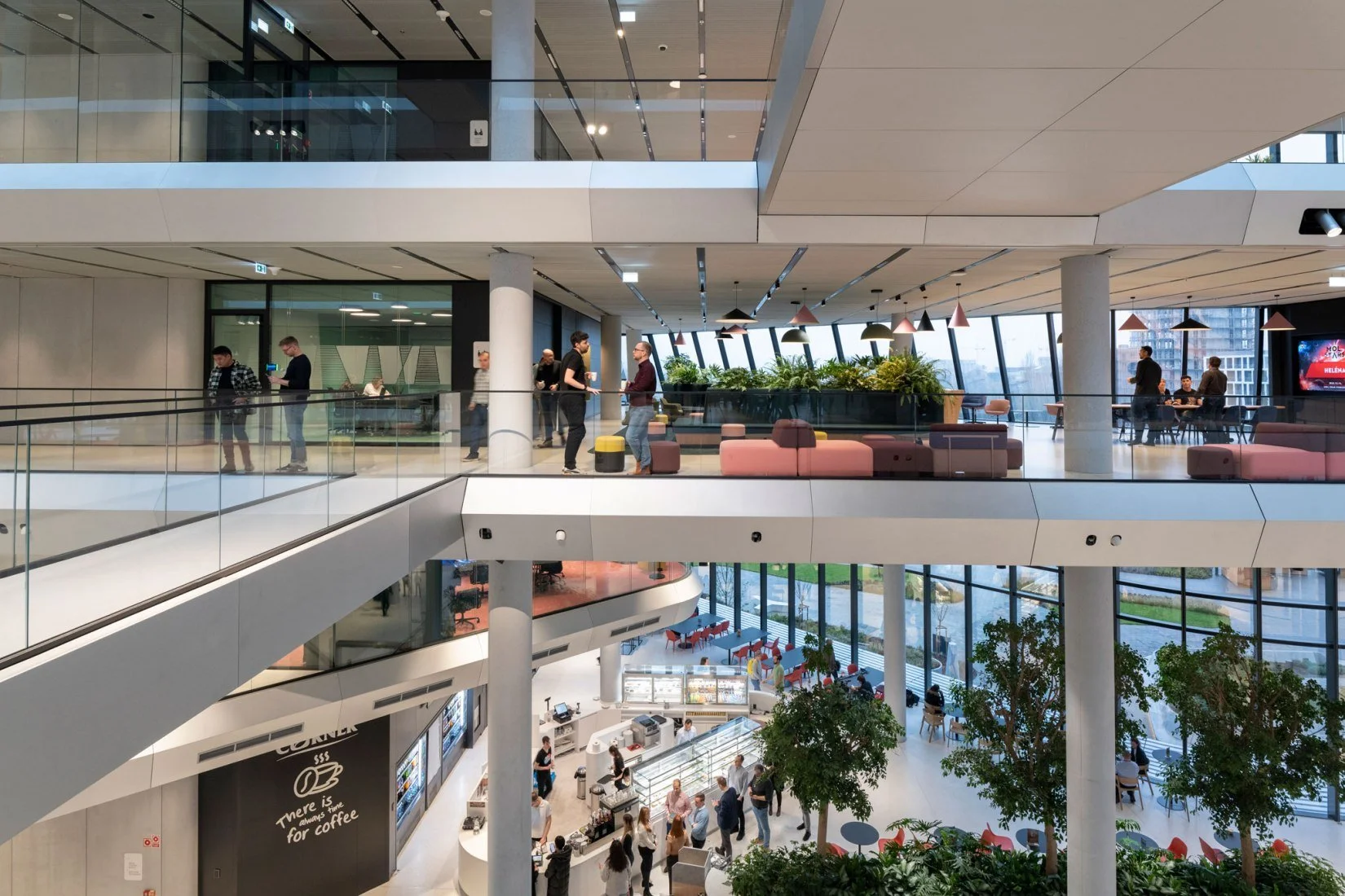 metalocus_foster-partners_sede-de-mol_27.jpg