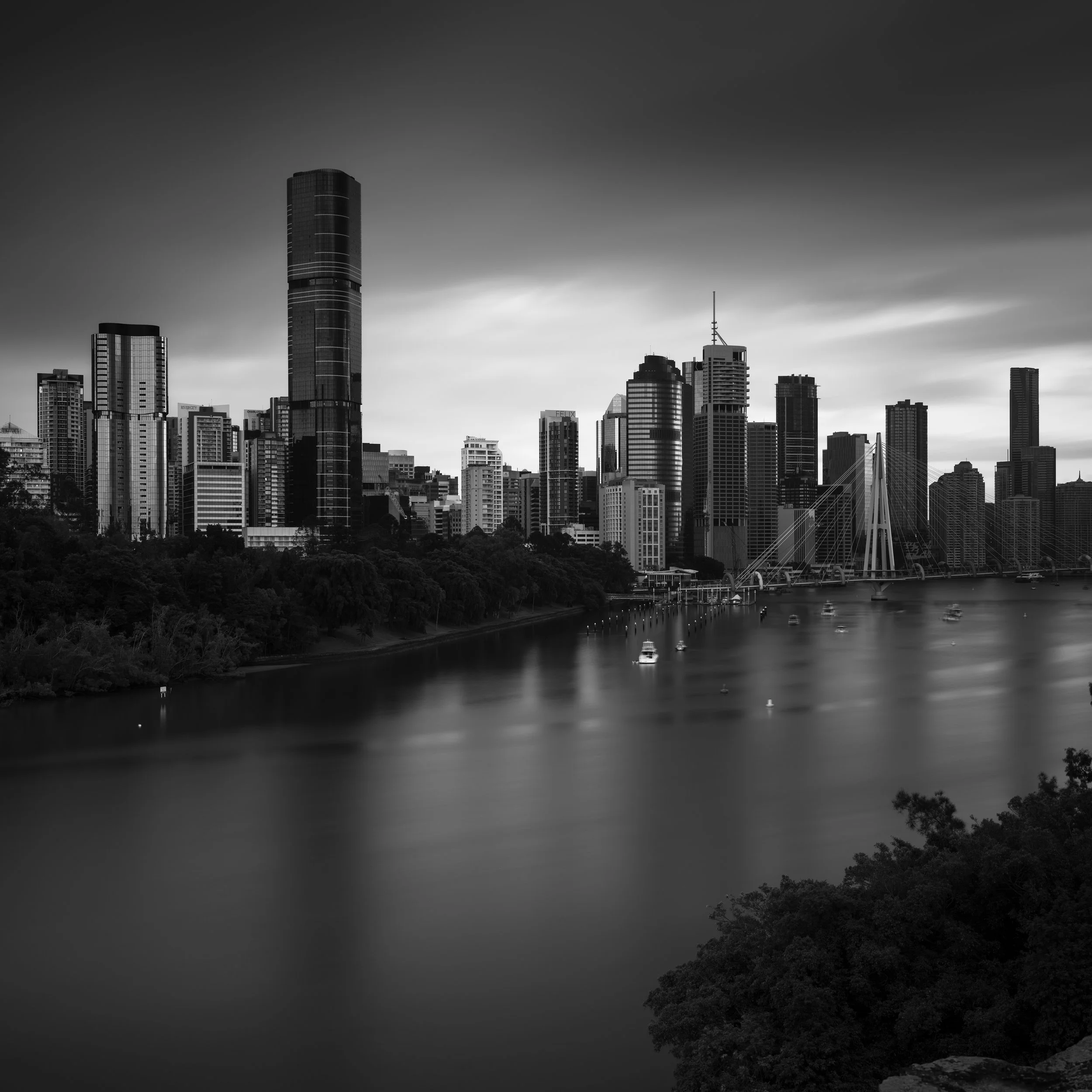 Black and white photo of Brisbane's cityscape