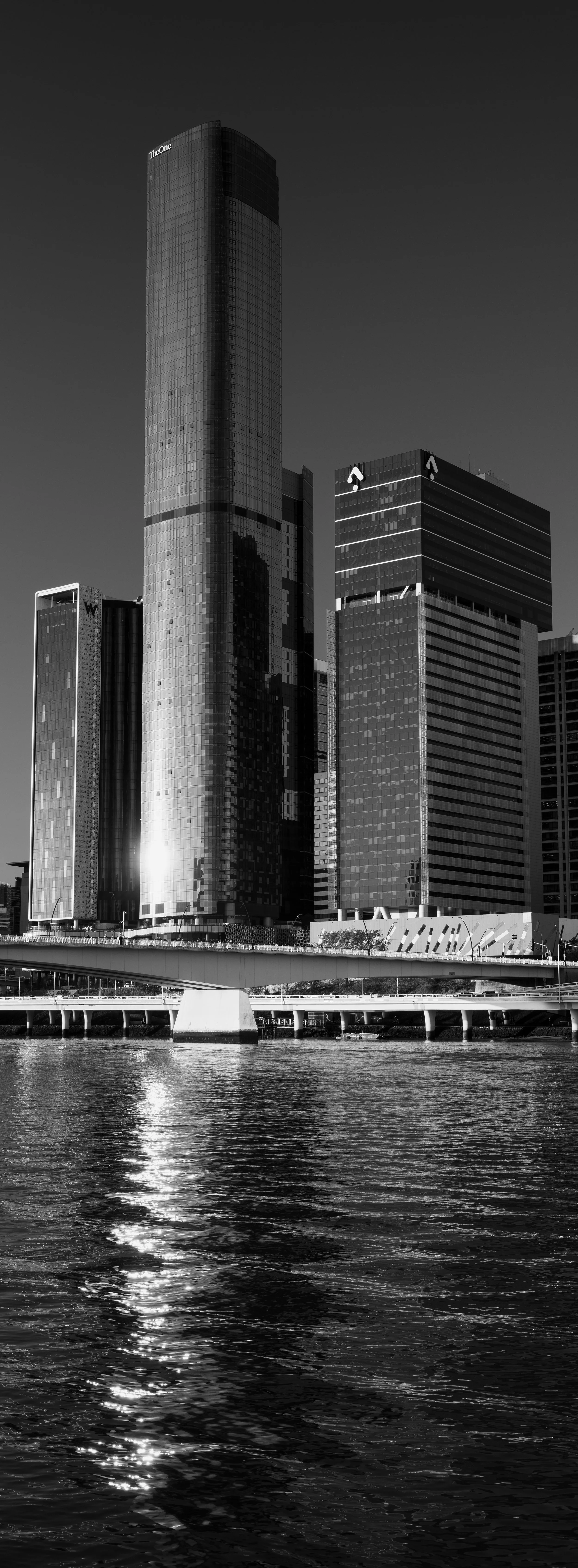 Black and white photo of Brisbane's cityscape