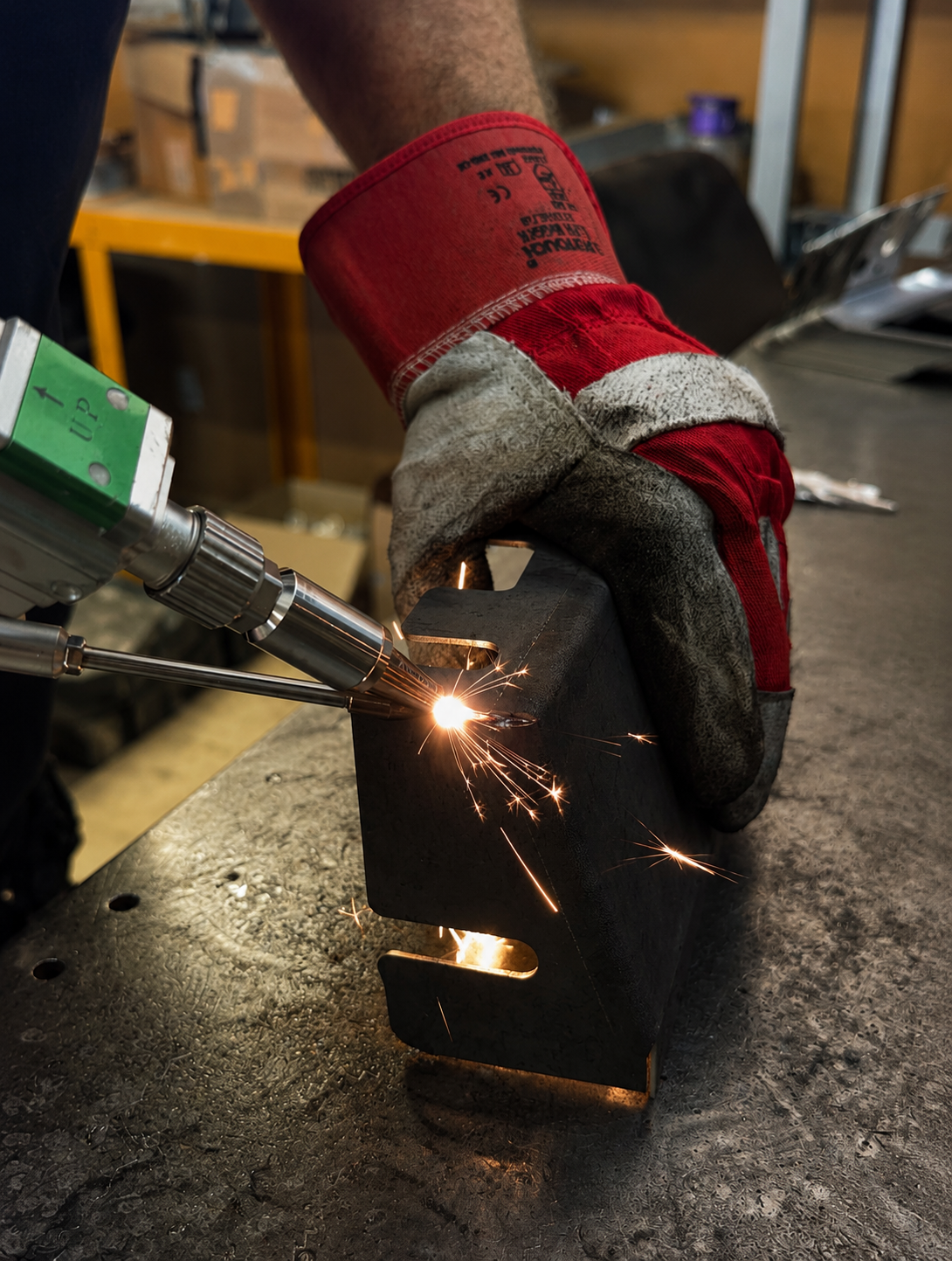 LASER CUTTING