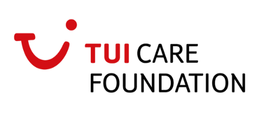 TUI-Schild mit roter Sonne und schwarzen Texten