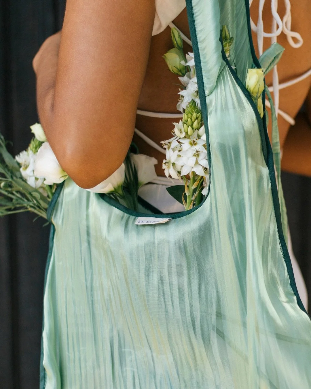 In a world that asks us to move faster, Rituales del Alma invites us to slow down, to breathe, to remember what truly matters.
 Each handmade piece is born from stillness, shaped by ancestral wisdom and deep intention. 

They remind us that ritual is