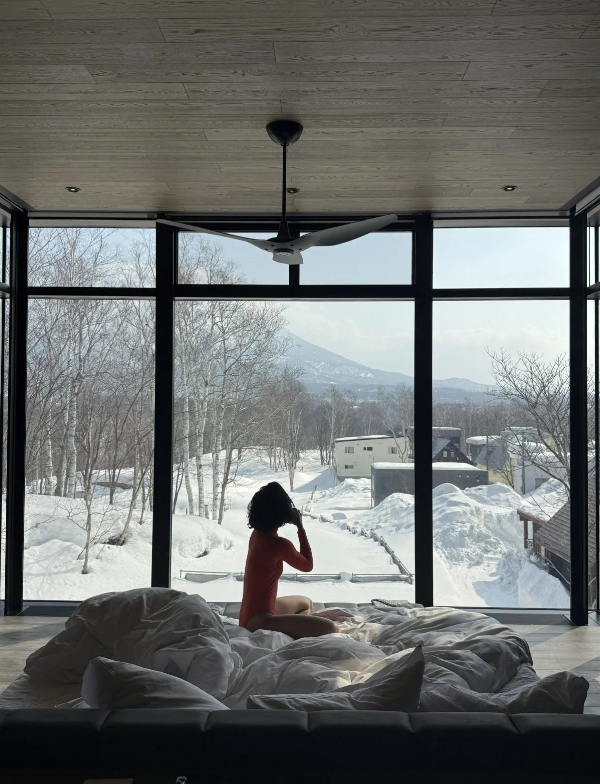 Thegreylayers IG corniche hirafu chalet bedroom.jpg
