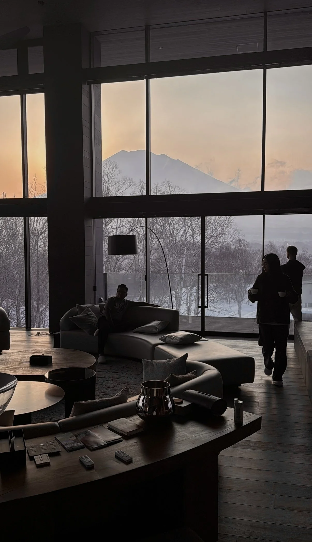 Thegreylayers IG corniche hirafu chalet living room evening.jpg