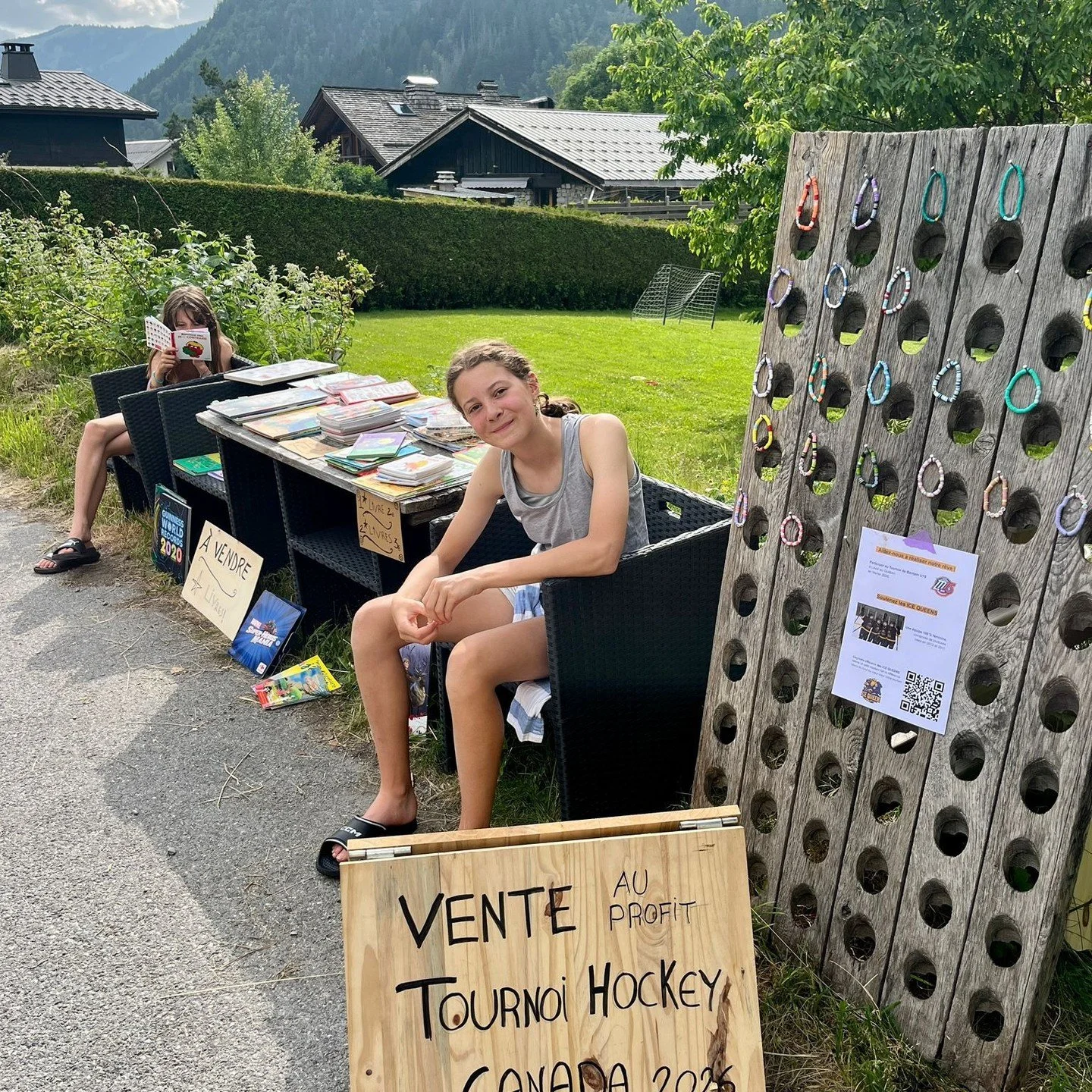 ✨ Ma fille se retrousse les manches pour financer sa place au tournoi Bantam U15 &agrave; Laval au Qu&eacute;bec en f&eacute;vrier 2026 avec son &eacute;quipe les Ice Queens ❄️
Une nouvelle belle aventure commence ! 🏒💪❤️

#IceQueens #TournoiLaval20