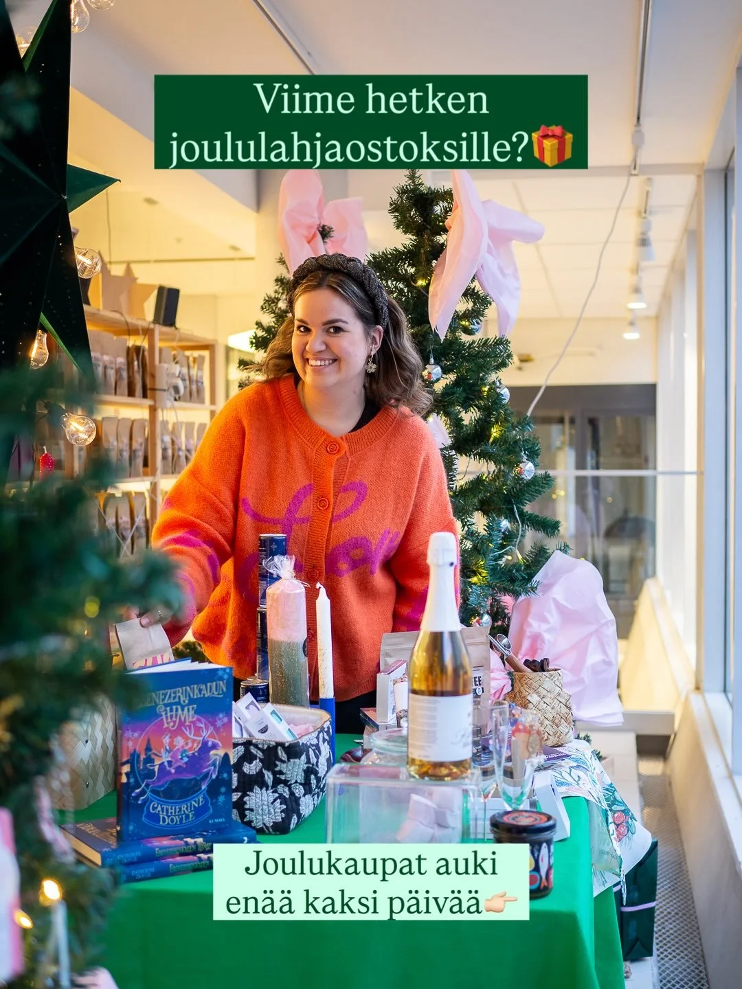 Iloiset Joulukaupat ovat auki en&auml;&auml; KAKSI VIIMEIST&Auml; P&Auml;IV&Auml;&Auml;❤️

Saman katon alta l&ouml;yd&auml;t kymmeni&auml; kotimaisia merkkej&auml; ja lahjaideoita koko perheelle🎁 Hoida siis joululahjaostokset helposti yhdest&auml; p