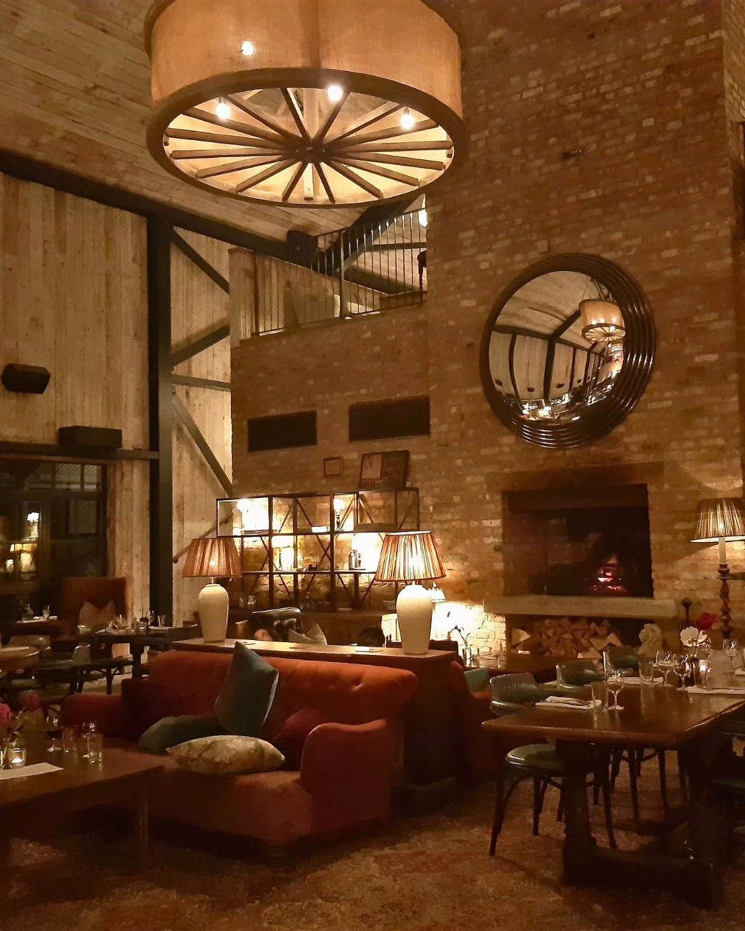 ✨ For the woman holding everything together, this is for you.

1:1 Coaching Days at Soho Farmhouse are more than strategy sessions.
They&rsquo;re a pause button. A day to breathe, reflect and reconnect with what actually matters. 🌿

☕ Honest, psycho