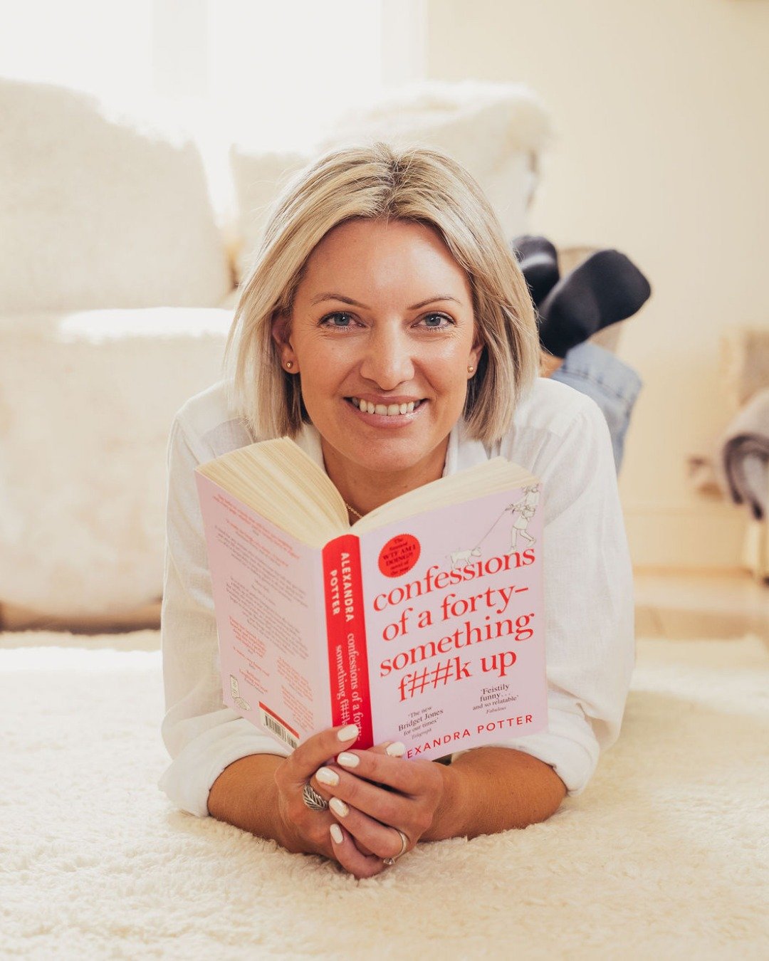 Behind the scenes, I&rsquo;m always learning. 📖

Right now I&rsquo;m deepening my work around the nervous system, trauma and somatic practices. Because understanding our bodies helps us live better lives.

Some days this work looks like deep convers