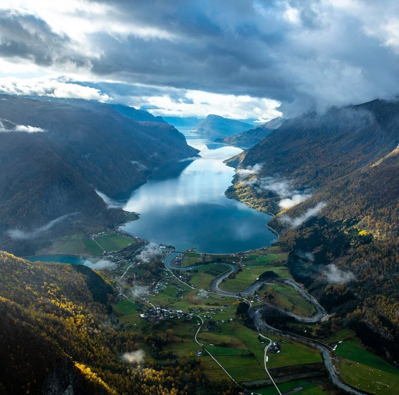 Flyfoto av Skjolden