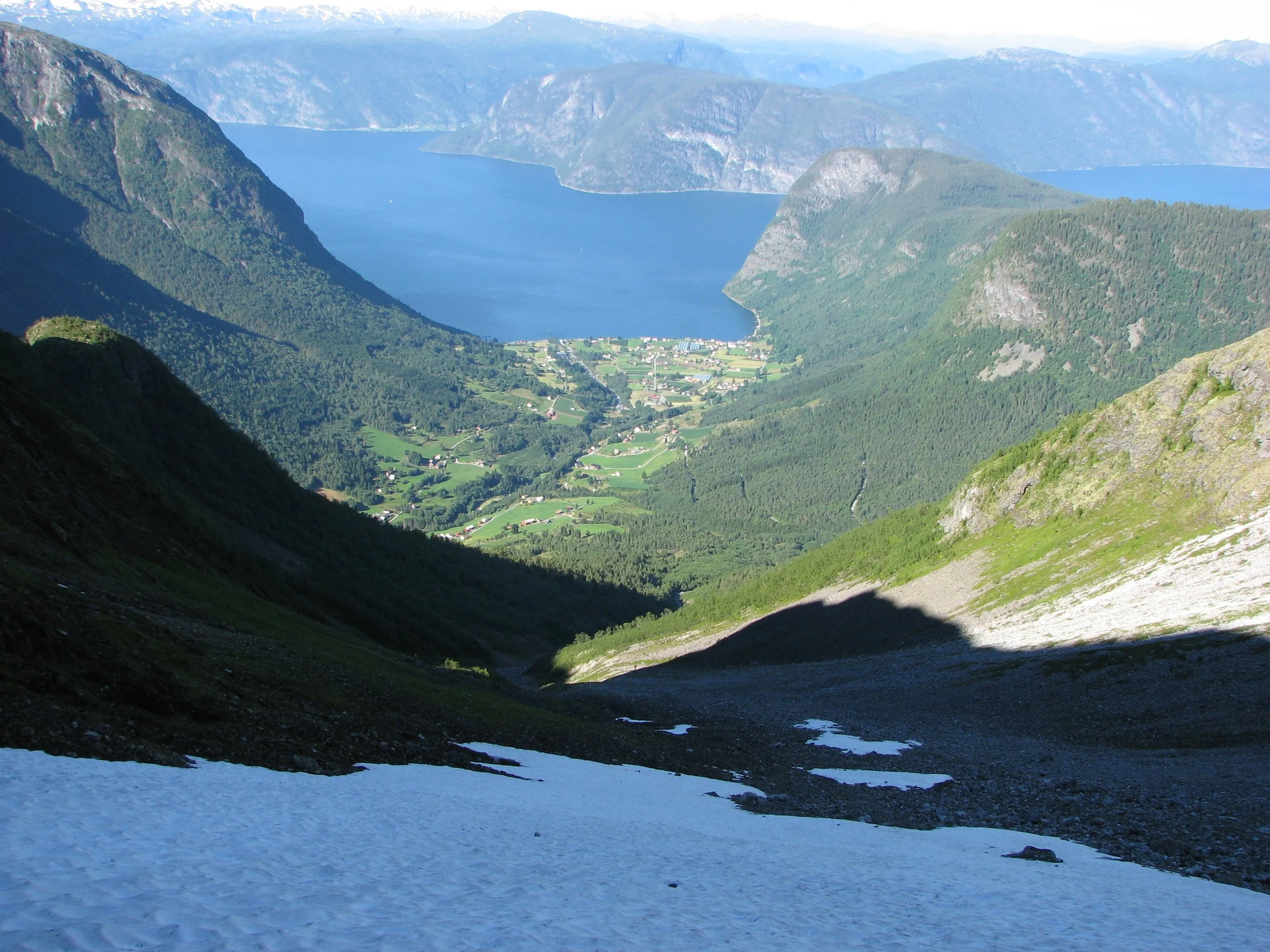 FRÅ MIDDAGSHAUGEN AMØ 2017.jpg