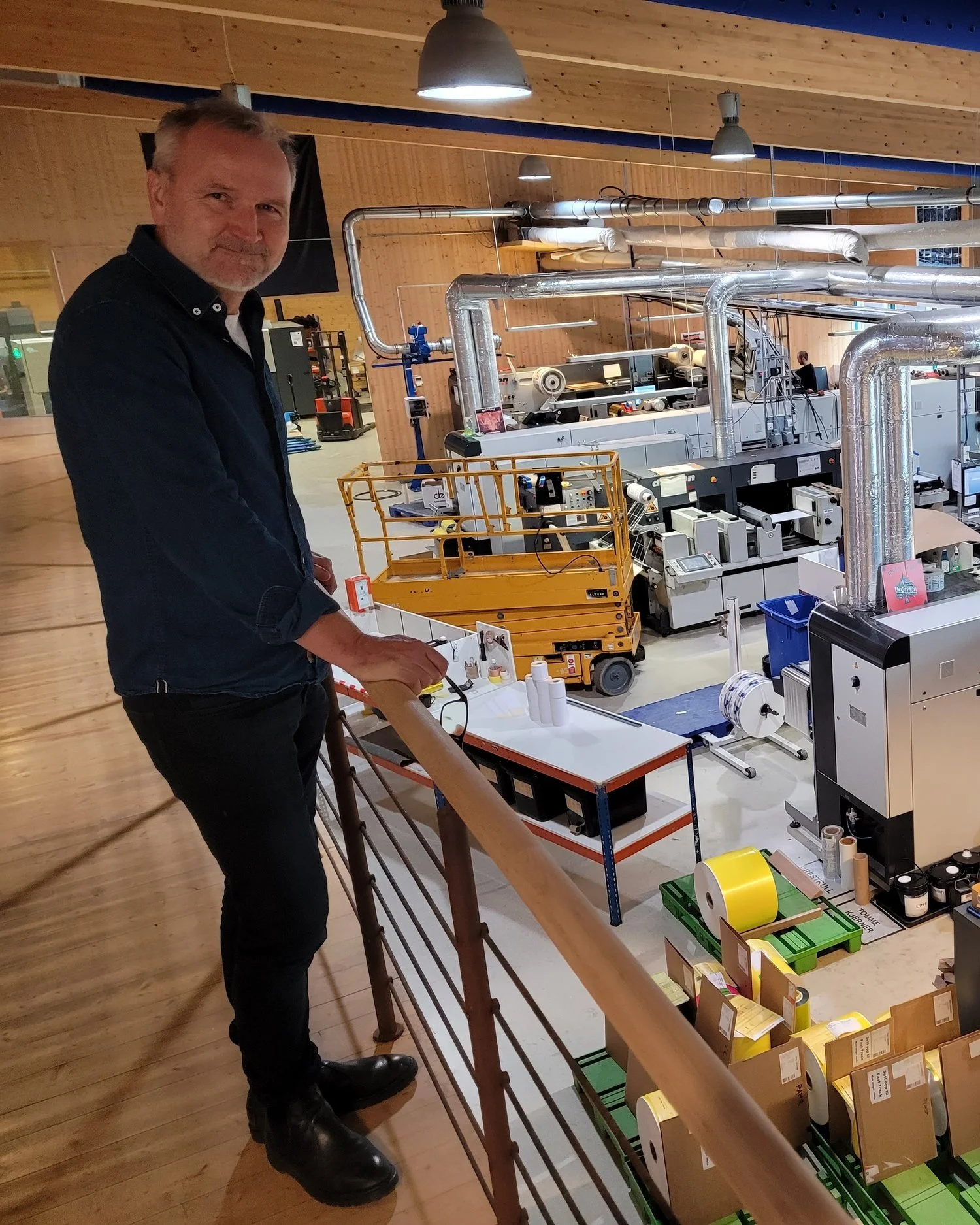 Digital etikett inne i trykkeriet