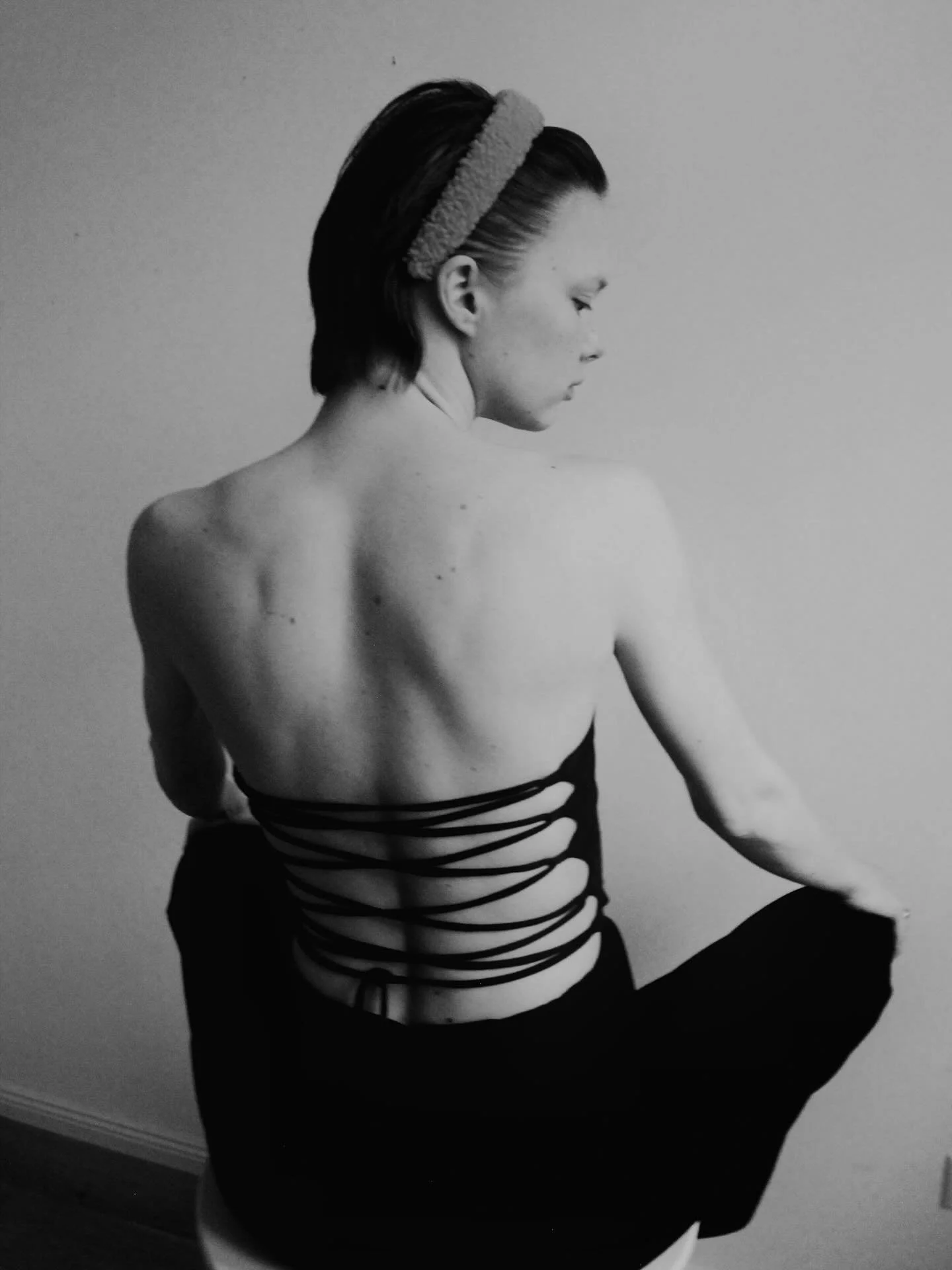 ressam
.
.
.
#blackwhitephotography#fashionphotography#brandphotography#modelpose#studiophotograhy#fashion#designerwear#blackwhiteedit#bw