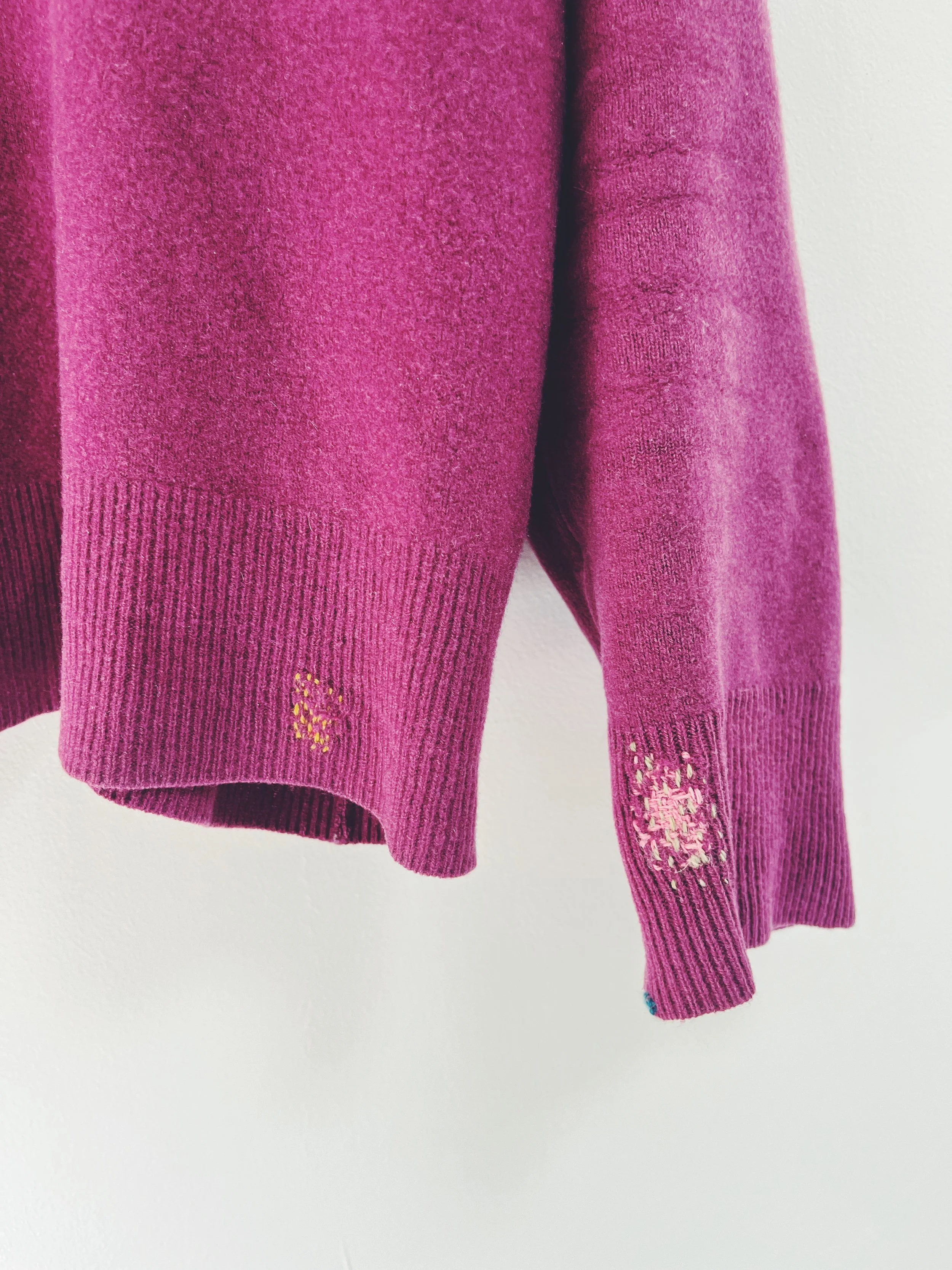 darned-jumper-visible-mending-thrawan