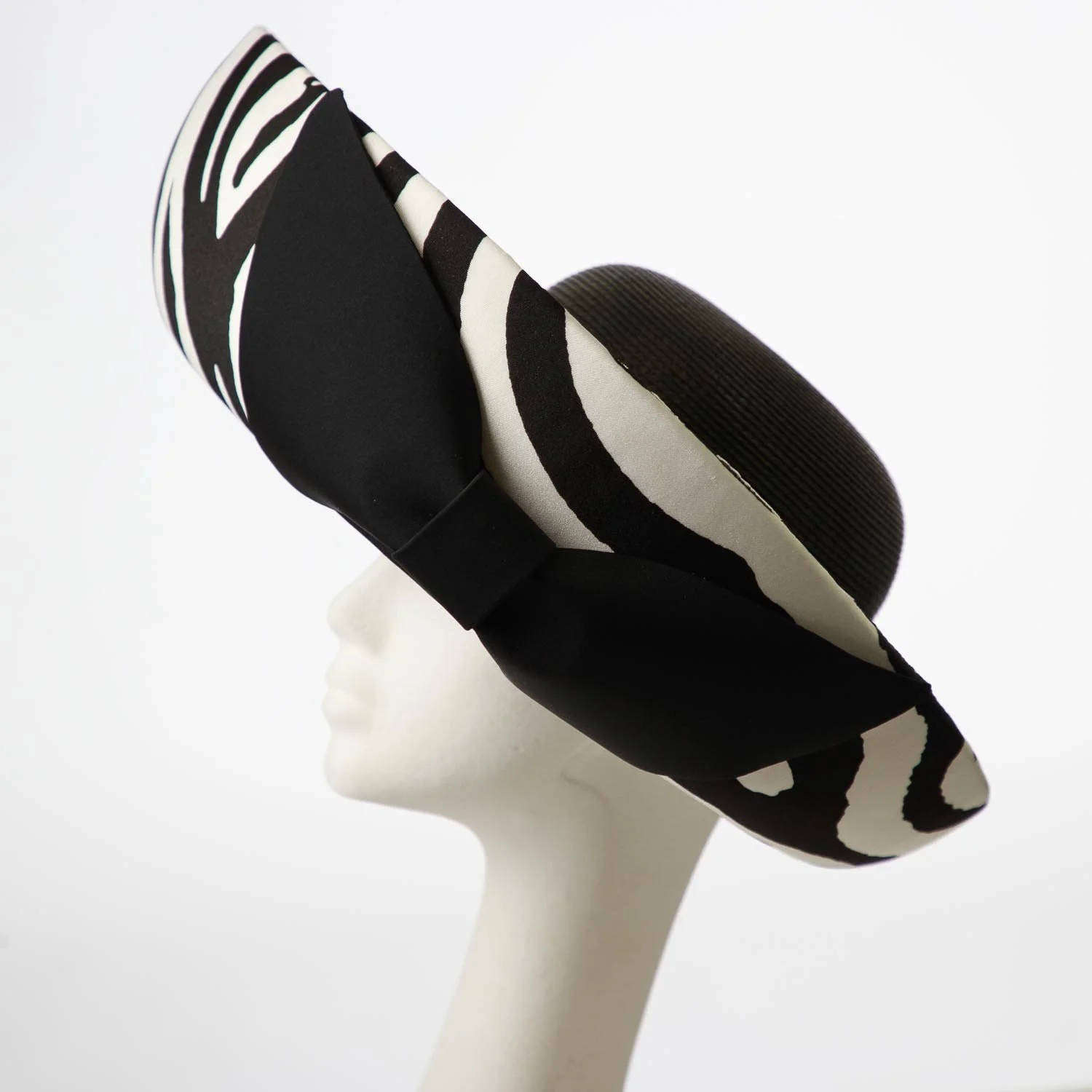 leonora-zebra-left.jpg