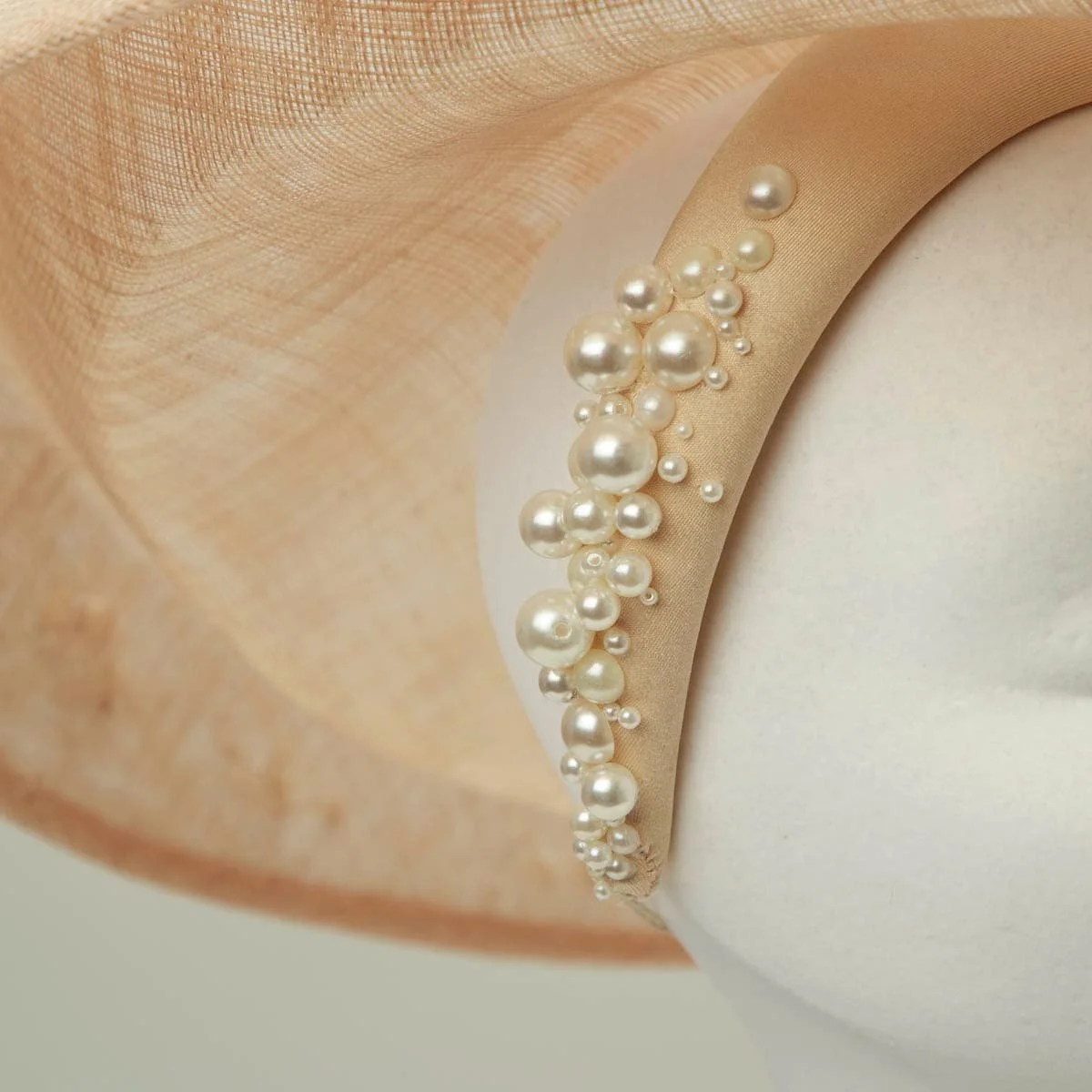 derval-beige-detail-band.jpg