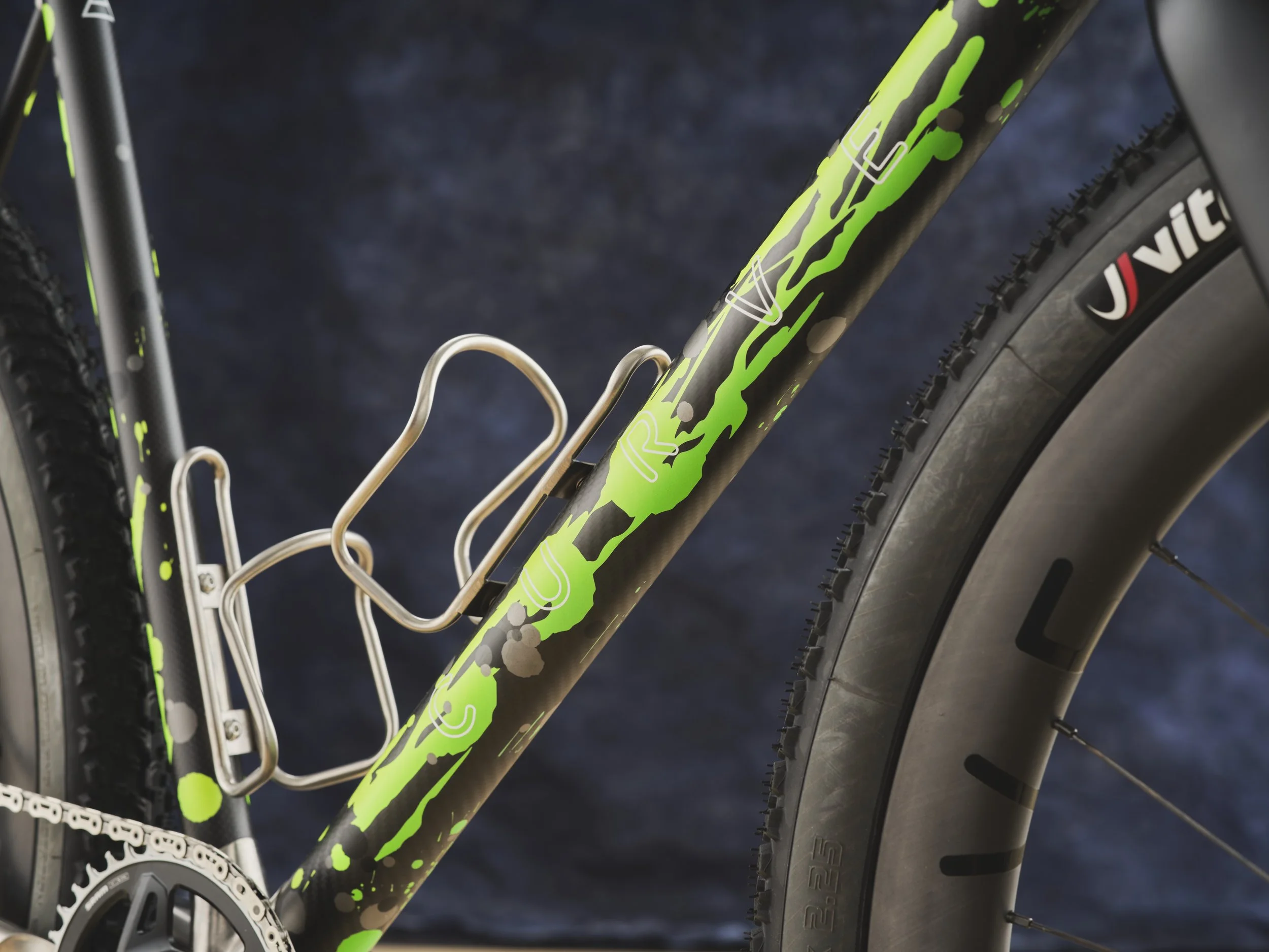 AG-BespokedDresden25-BestGravel-Curve-04.JPG